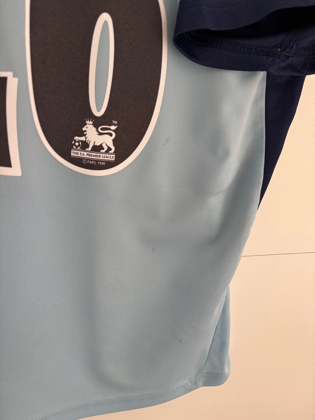 Tottenham 2001/02 Away Shirt - King 26 - Large