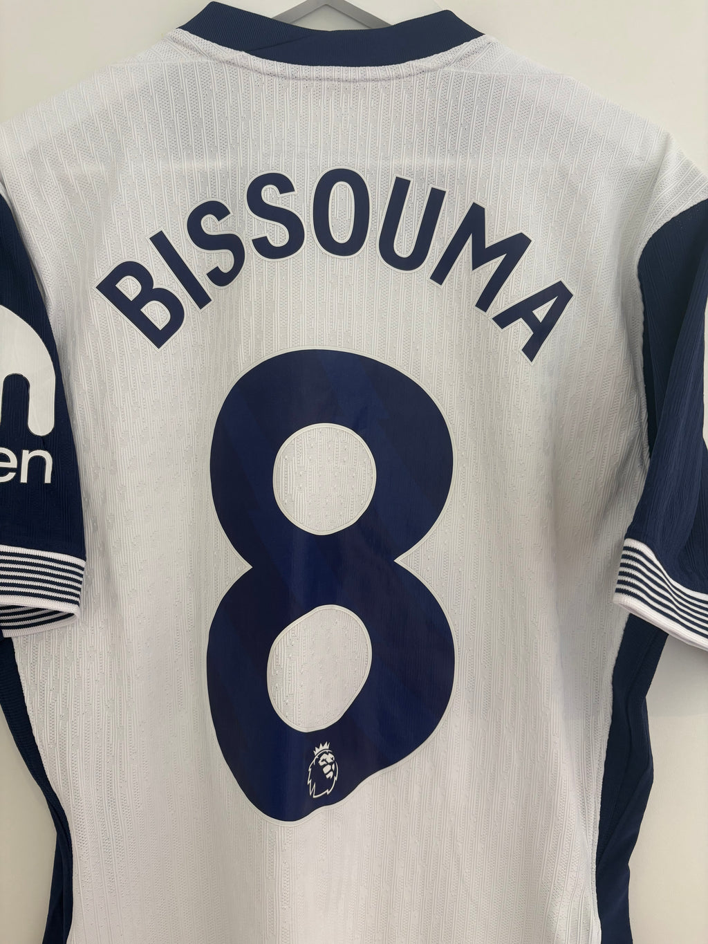 Tottenham 2024/25 player issue - Home Shirt - Bissouma 8 - Medium