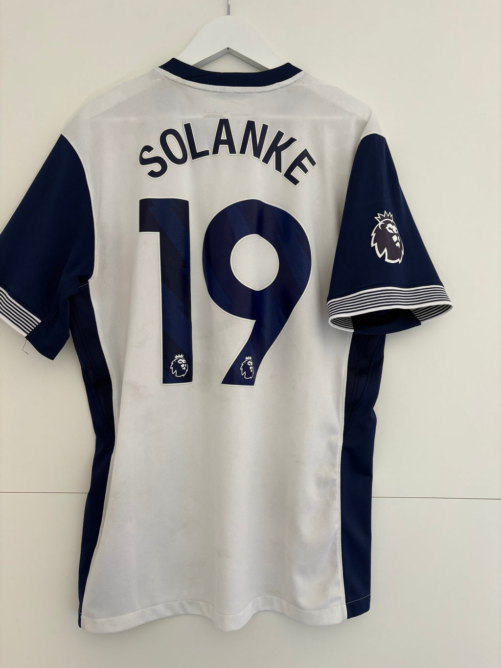 Tottenham 2024/25 Home Shirt - Solanke 19 - Medium