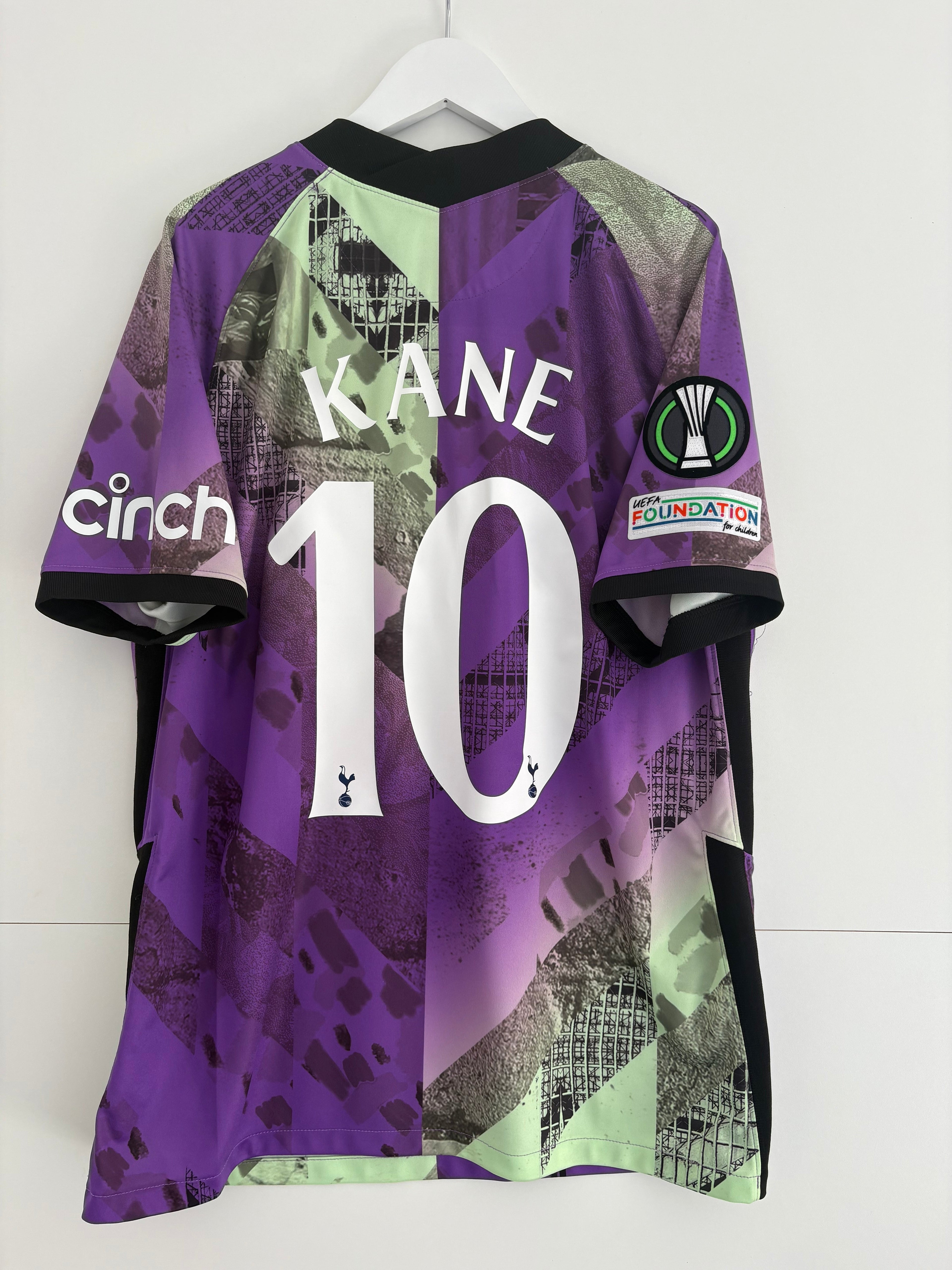 Tottenham 2021/22 Third Shirt - Kane 10 - Large