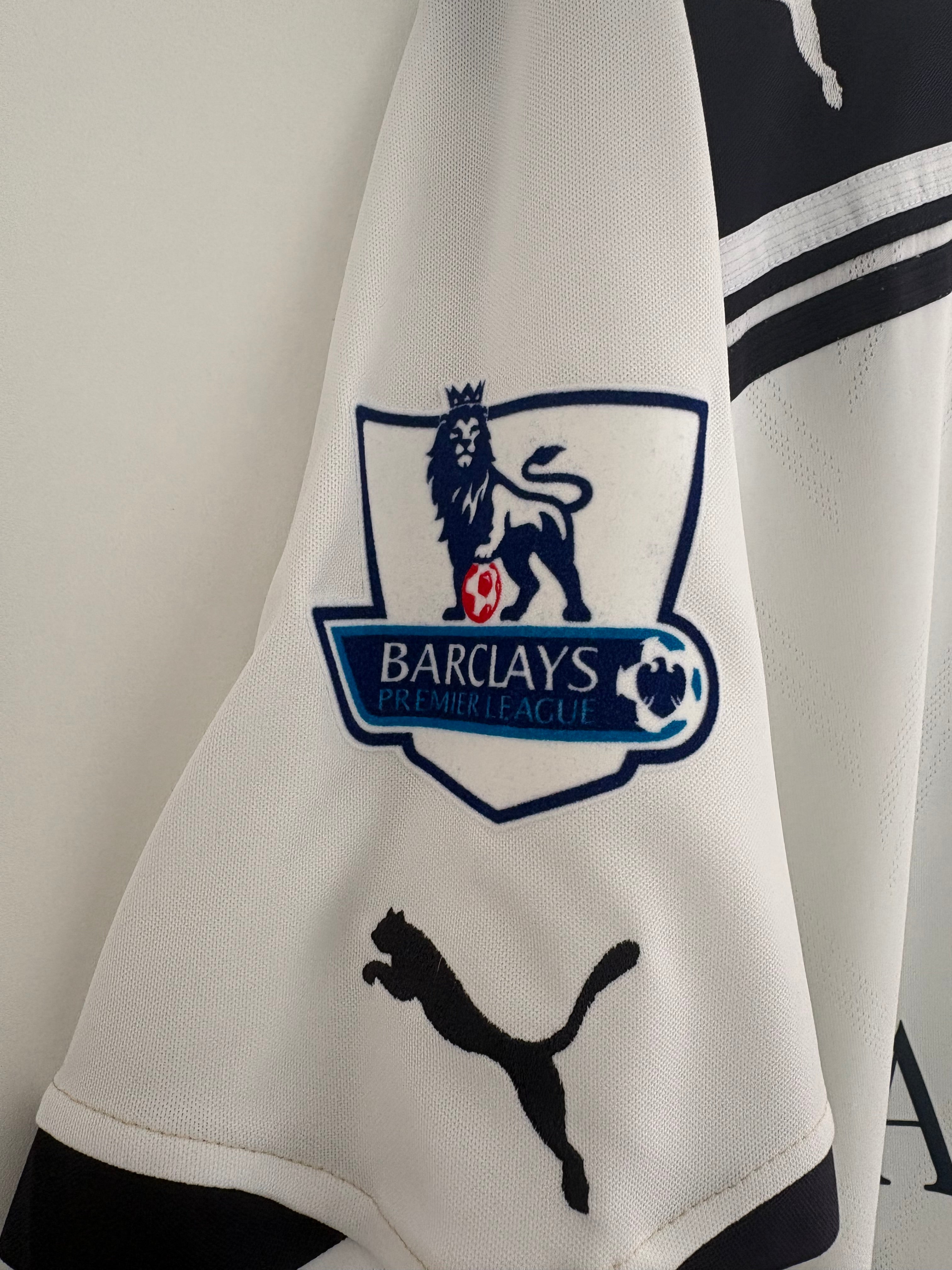 Tottenham 2010/11 Home Shirt - Modrić 14 - Large