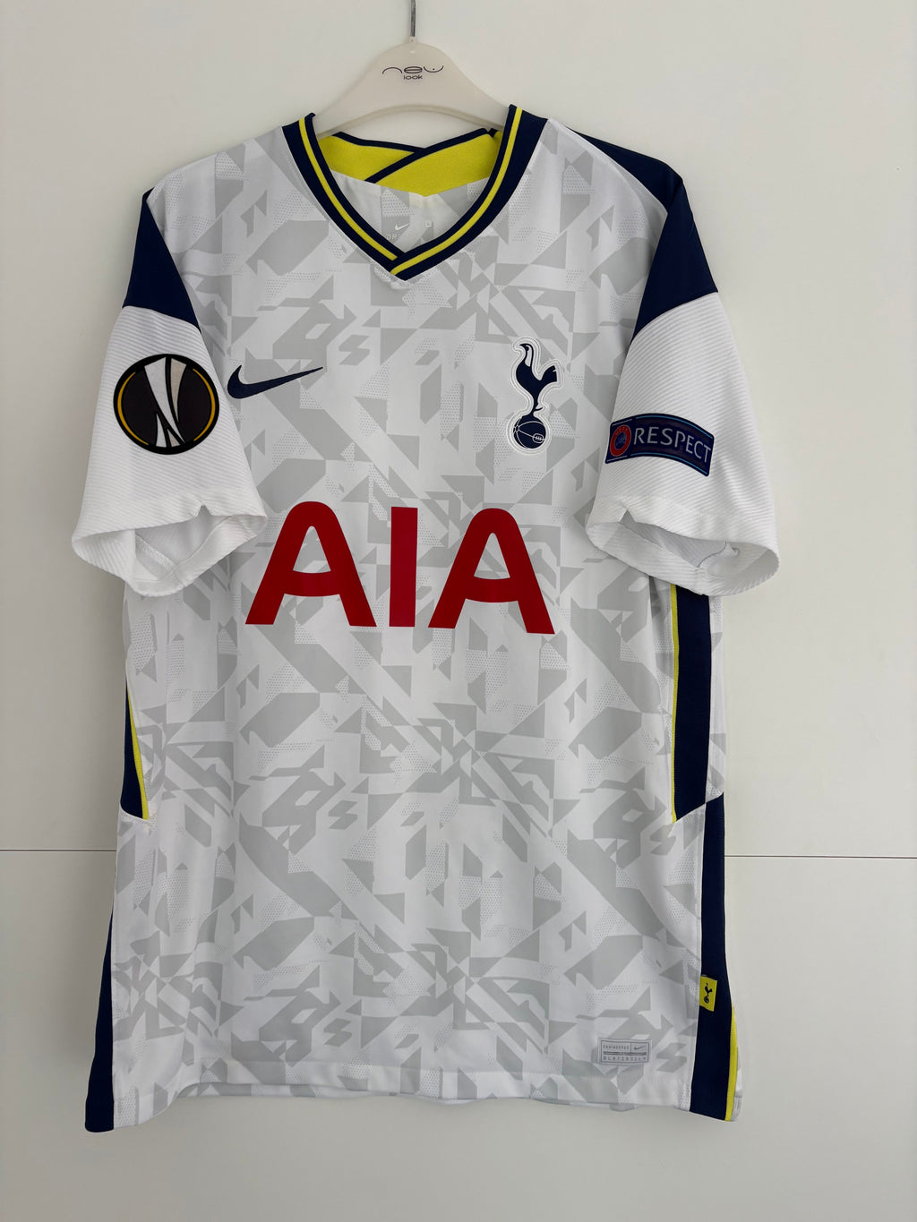 Tottenham 2020/21 Home Shirt - Højbjerg 5 - Large