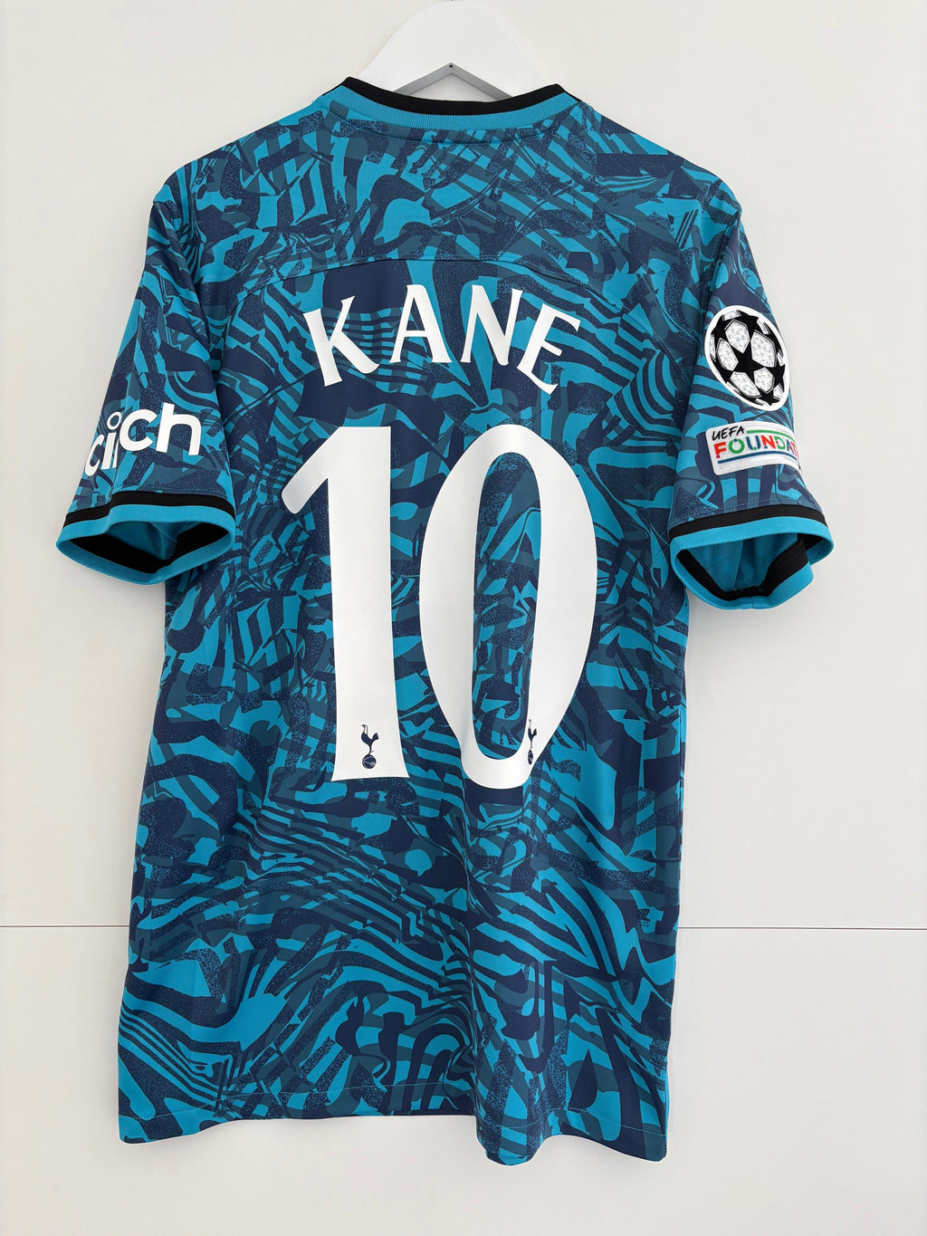 Tottenham 2022/23 Third Shirt - Kane 10 - Small