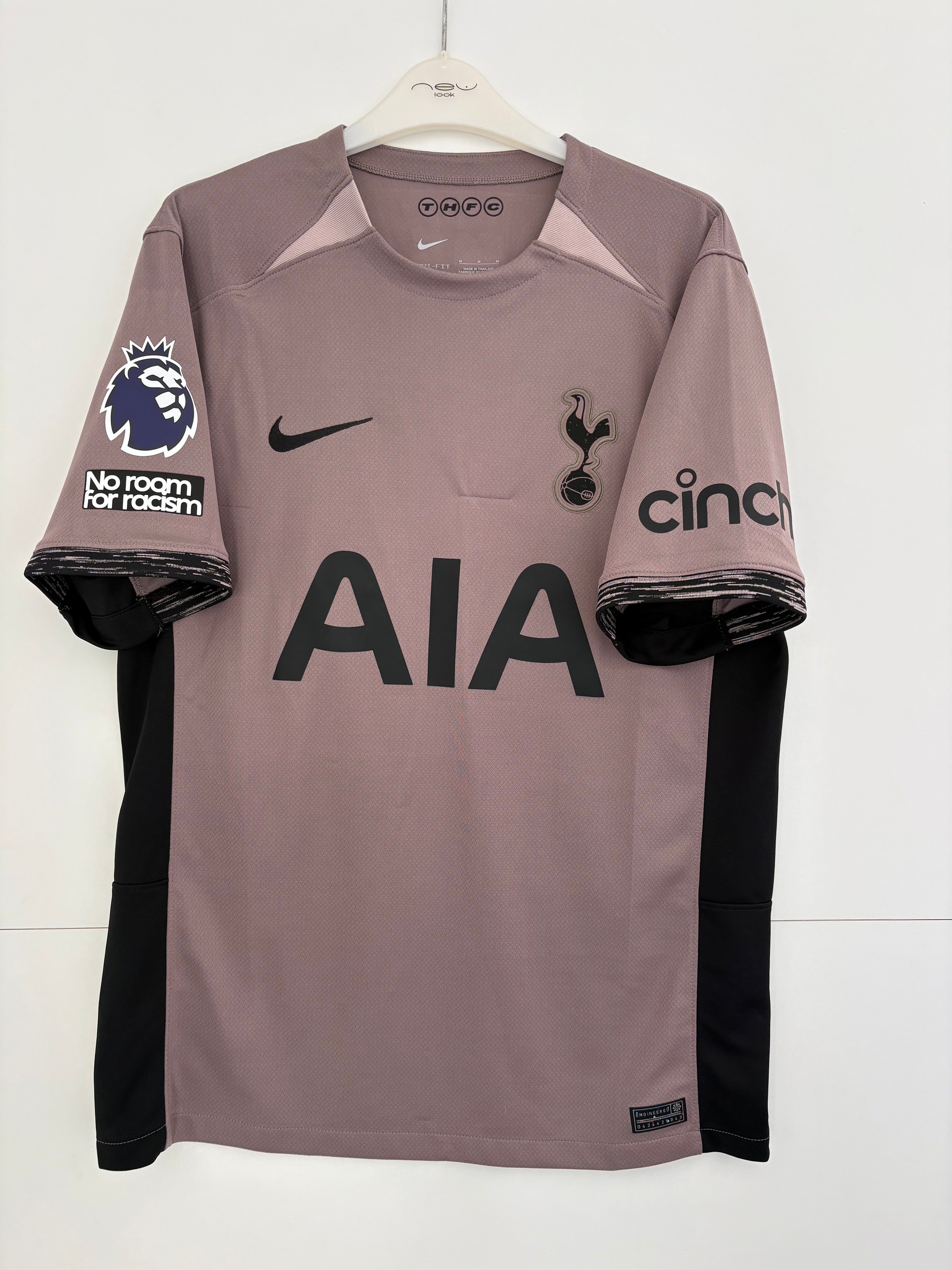 Tottenham 2023/24 Third Shirt - Romero 17 - Medium