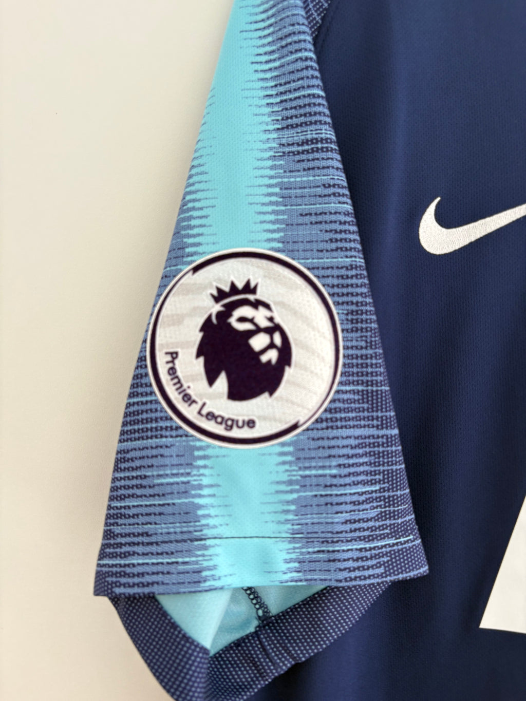 Tottenham 2018/19 Away Shirt - Dele 20 - Large