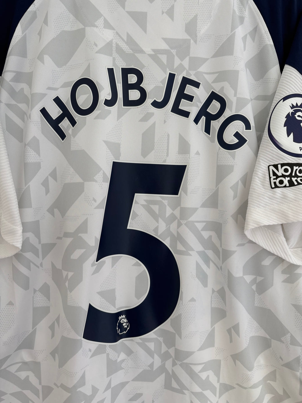 Tottenham 2020/21 Home Shirt - Hojbjerg 5 - Large