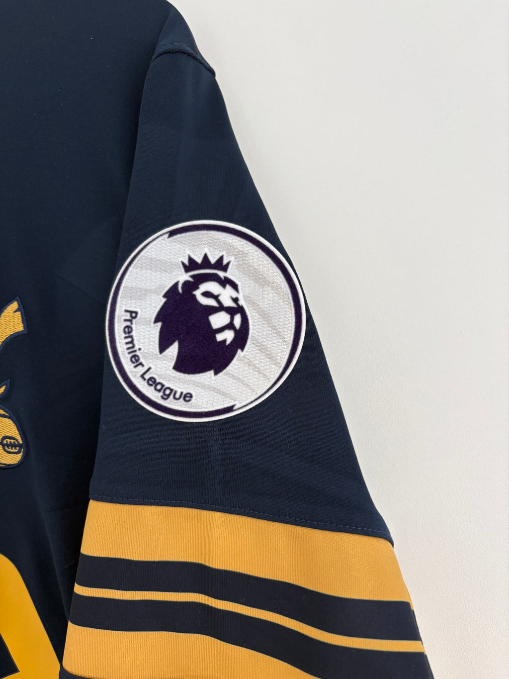 Tottenham 2016/17 Away Shirt - Dele 20 - Large