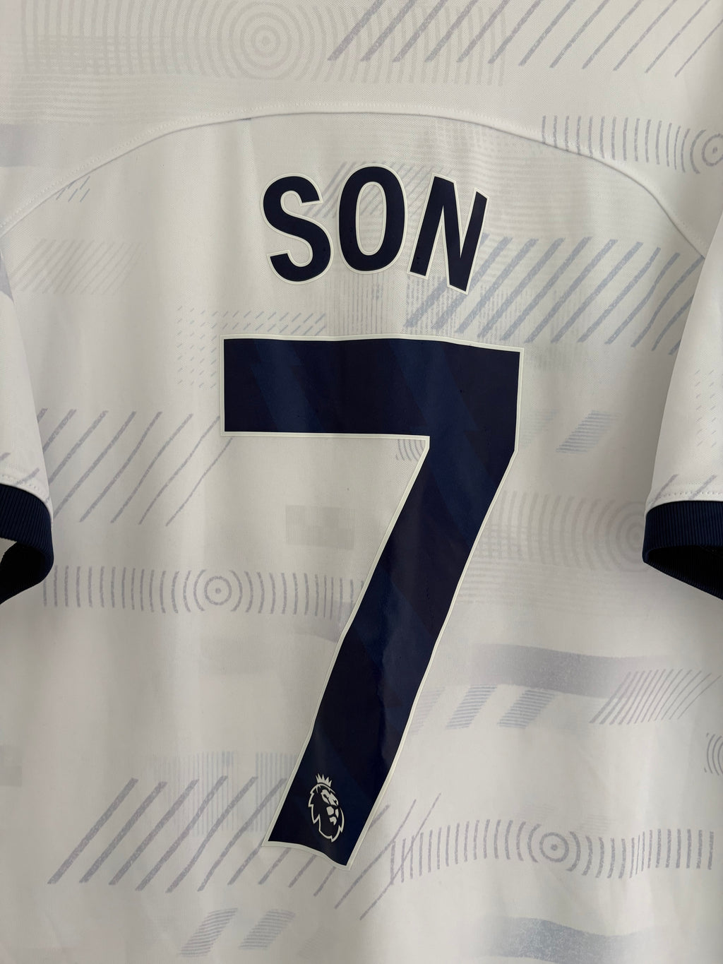 Tottenham 2023/24 Home Shirt - Son 7 - Medium