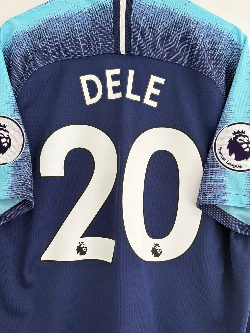 Tottenham 2018/19 Away Shirt - Dele 20 - Large