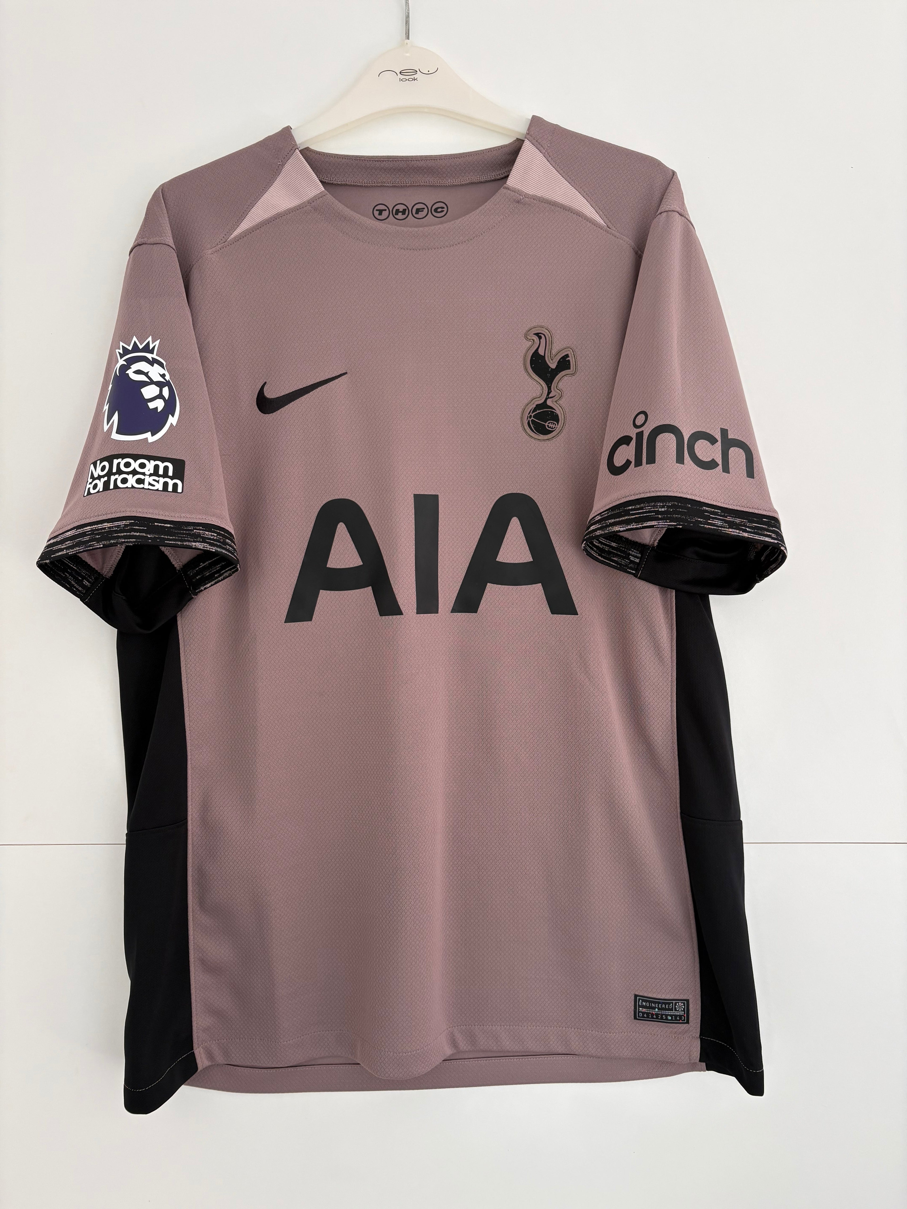 Tottenham 2023/24 Third Shirt - Van de Ven 37 - Large