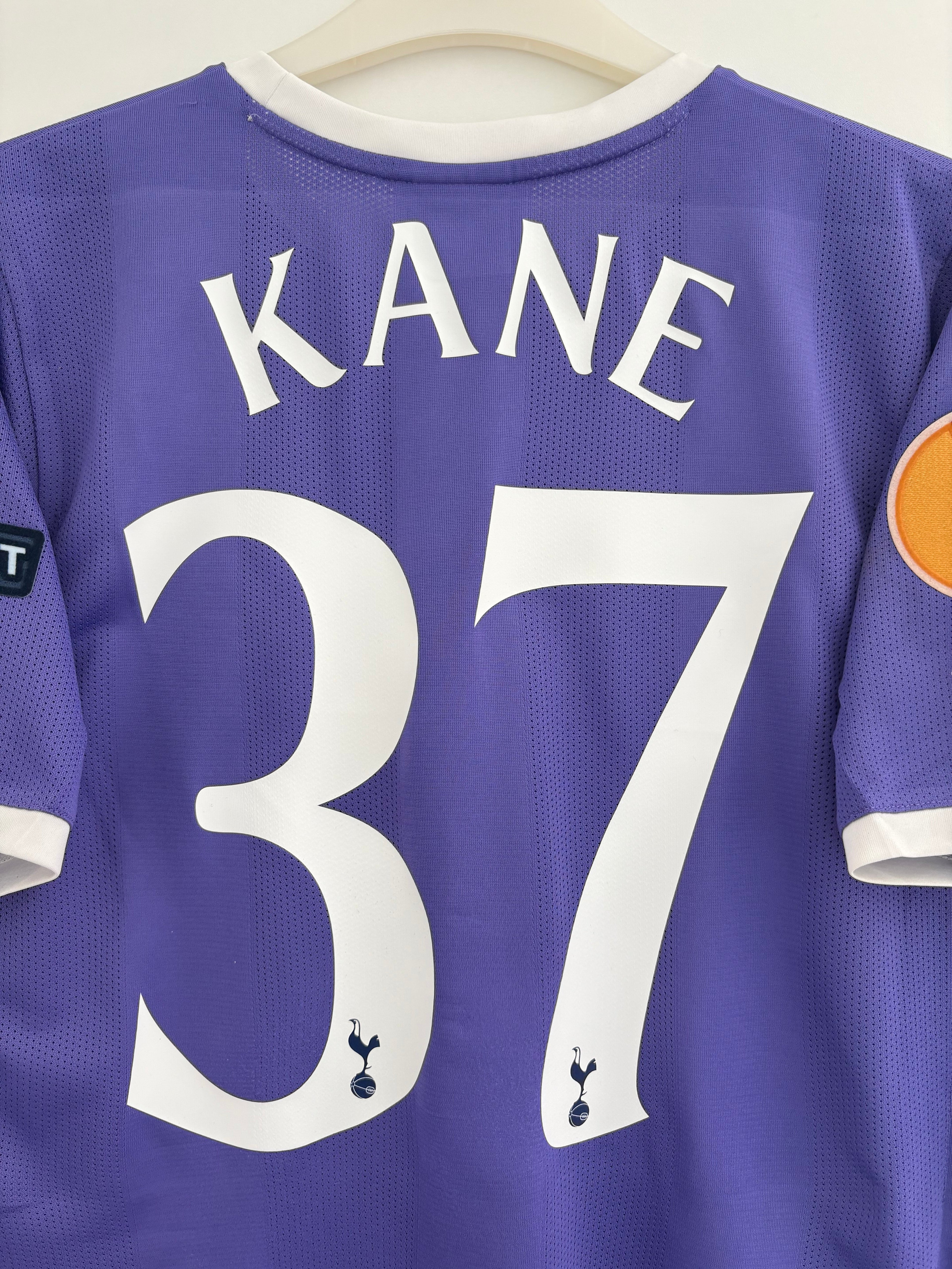 Tottenham 2011/12 Third Shirt - Kane 37 - Small