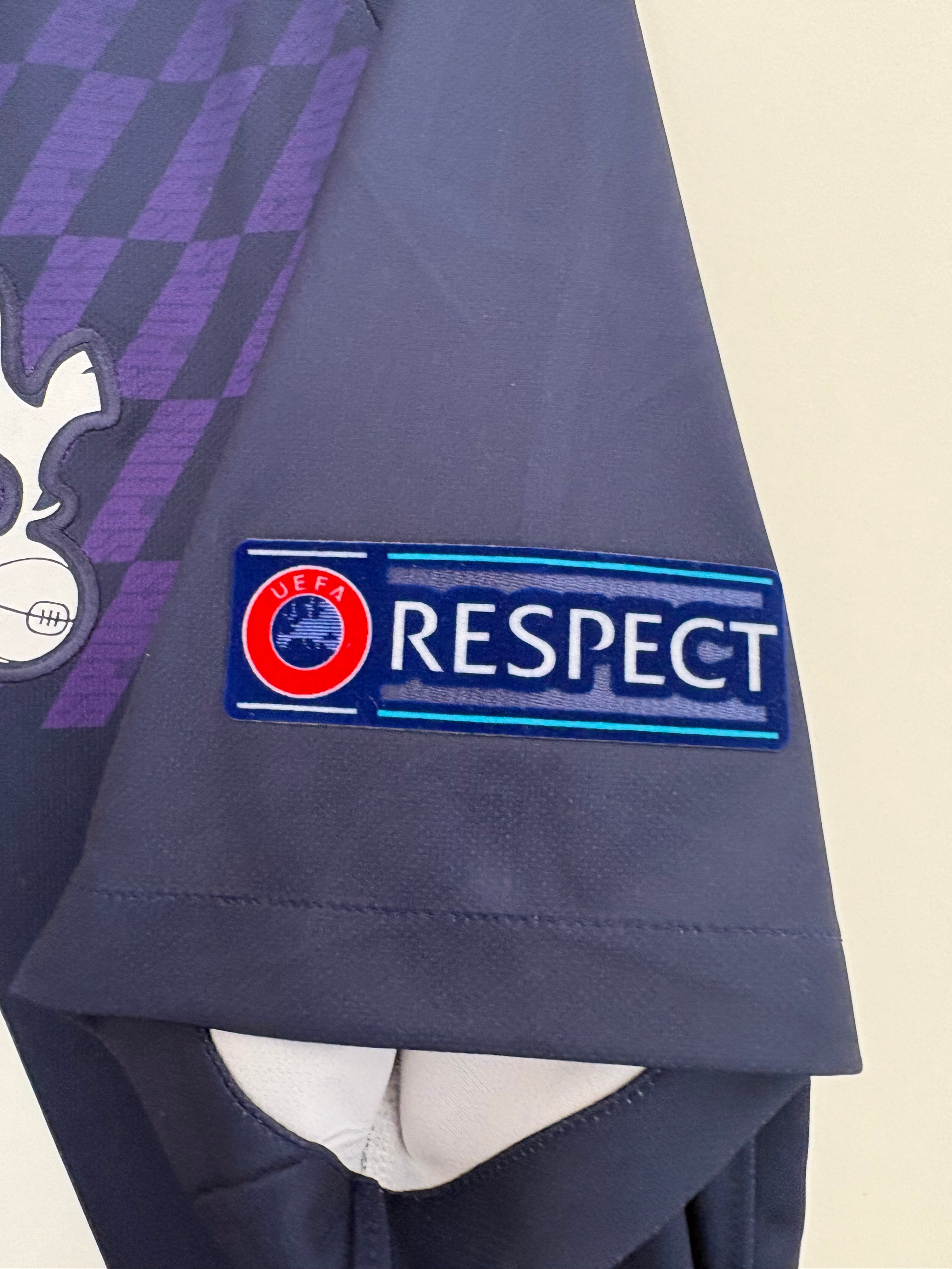 Tottenham 2019/20 Away Shirt - Dele 20 - Large
