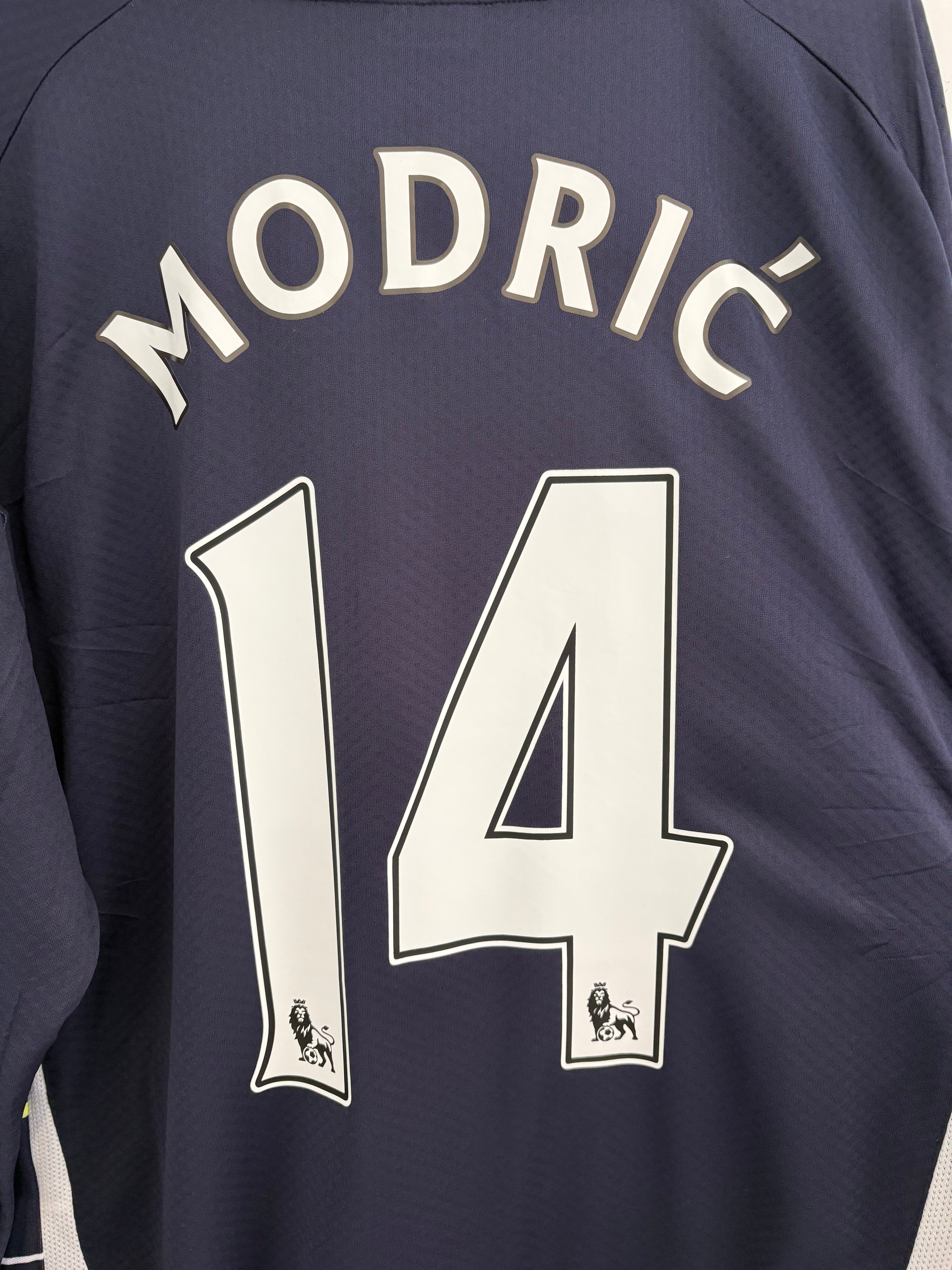Tottenham 2010/11 Away Shirt - Modrić 14 - XL