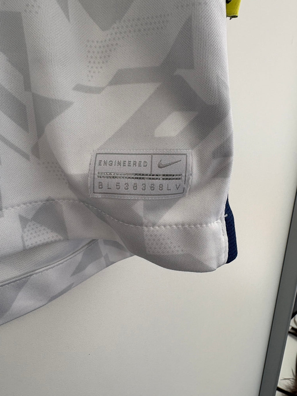 Tottenham 2020/21 Home Shirt - Lucas 27 - Large