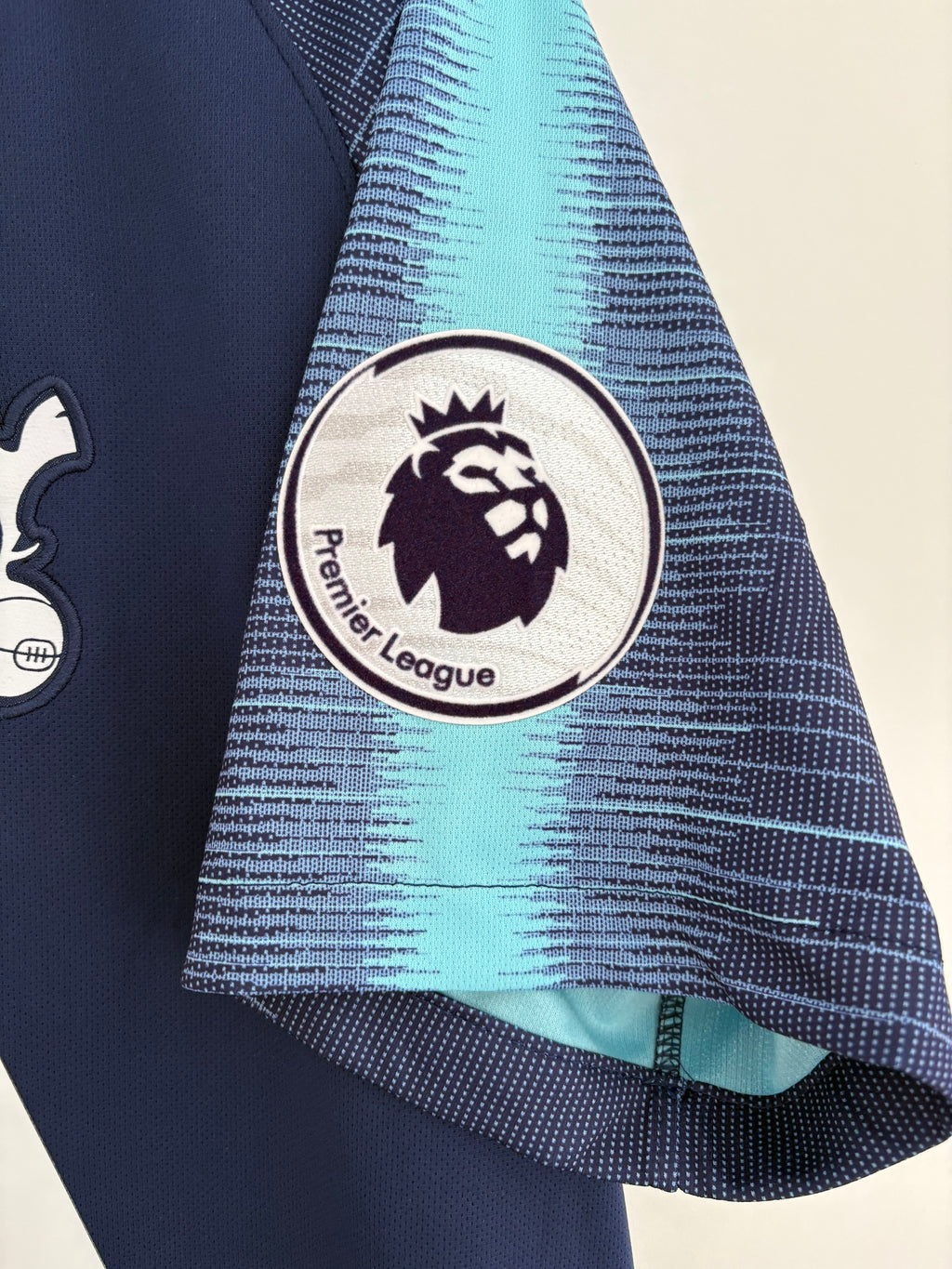 Tottenham 2018/19 Away Shirt - Dele 20 - Large