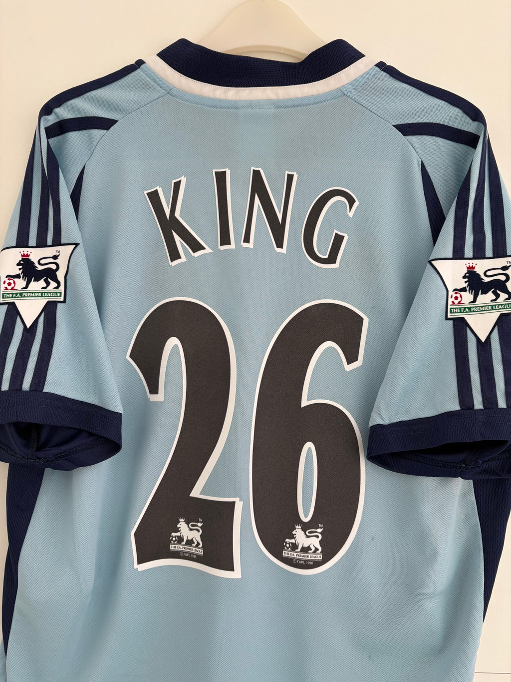 Tottenham 2001/02 Away Shirt - King 26 - Large