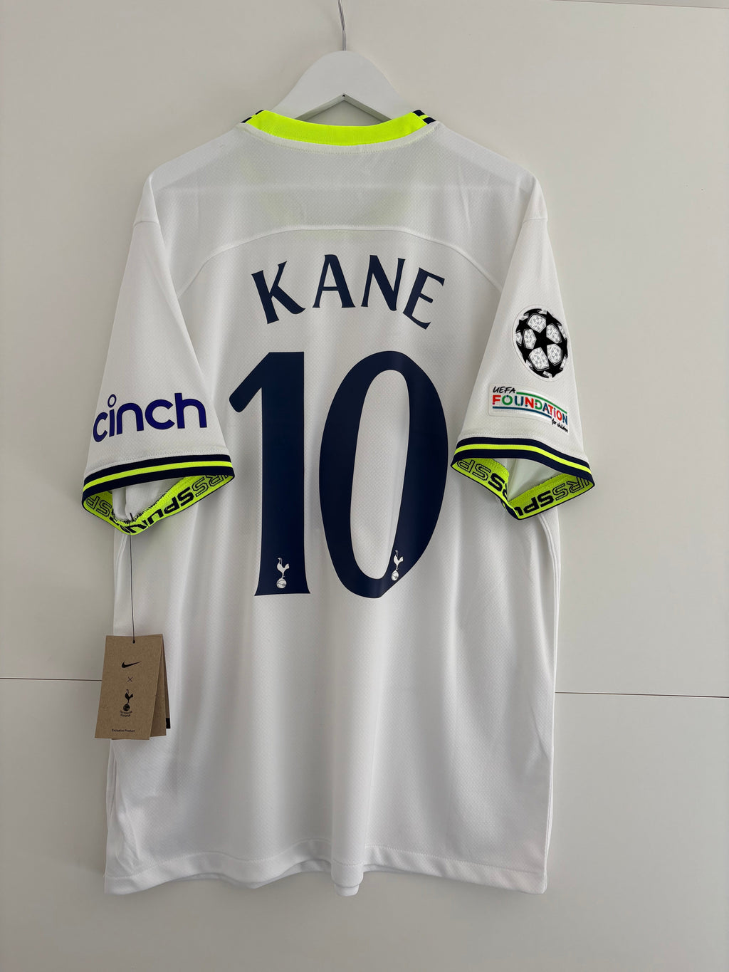 Tottenham 2022/23 Home Shirt - Kane 10 - Large