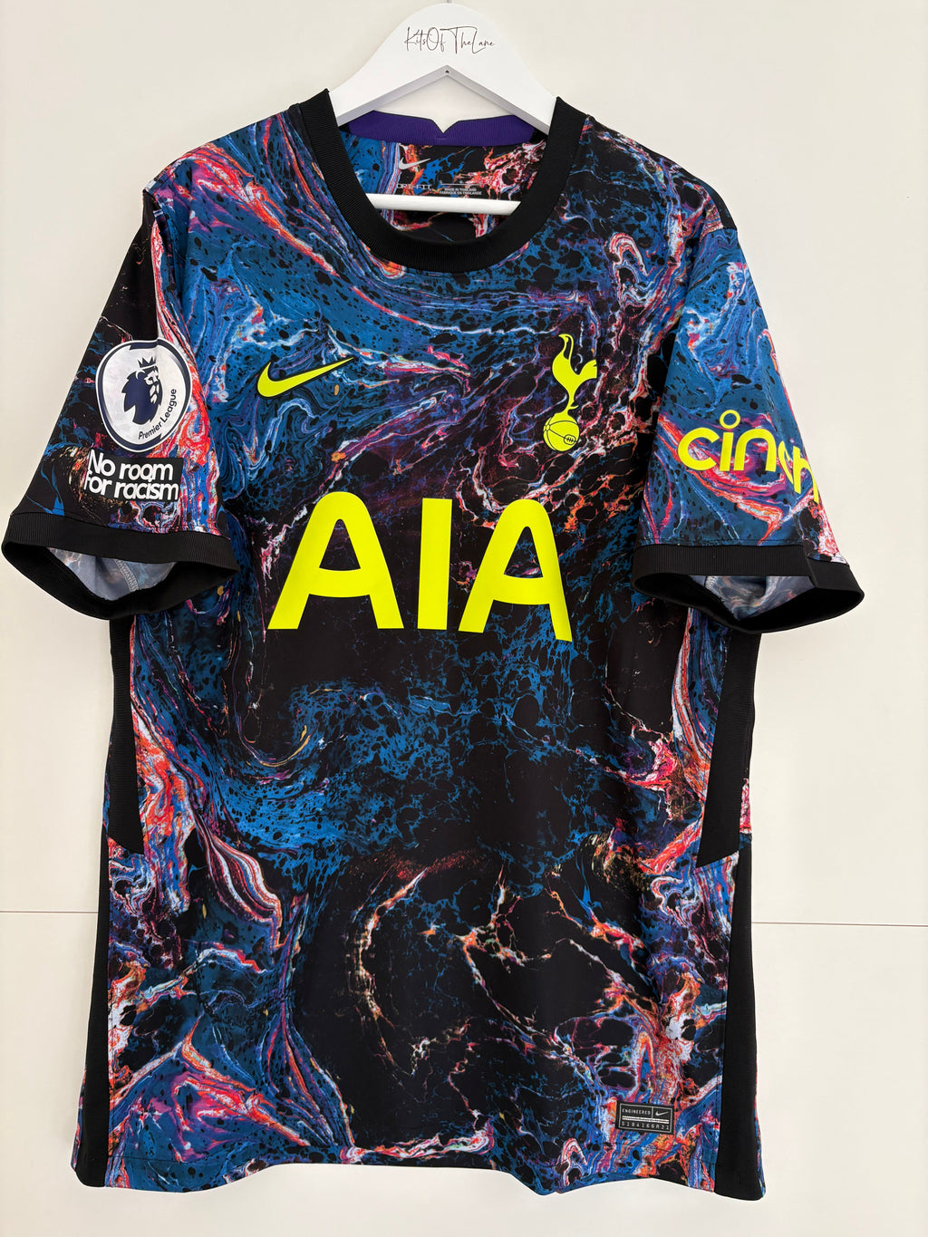 Tottenham 2021/22 Away Shirt - Hojbjerg 5 - Large