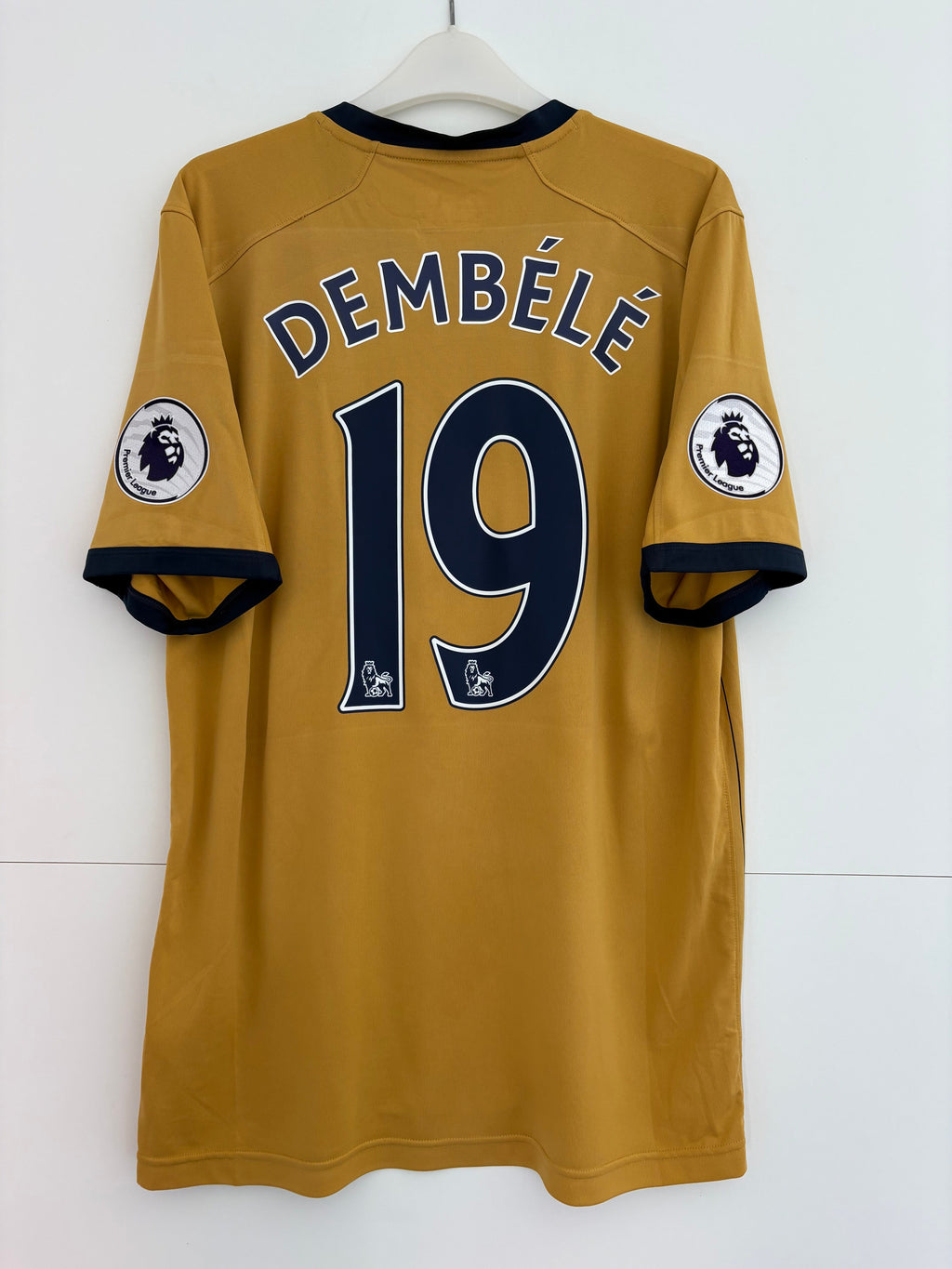 Tottenham 2016/17 Third Shirt - Dembélé 19 - Large