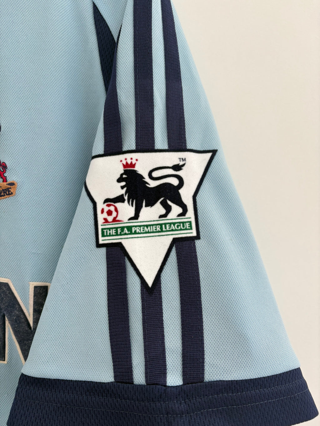 Tottenham 2001/02 Away Shirt - King 26 - Medium