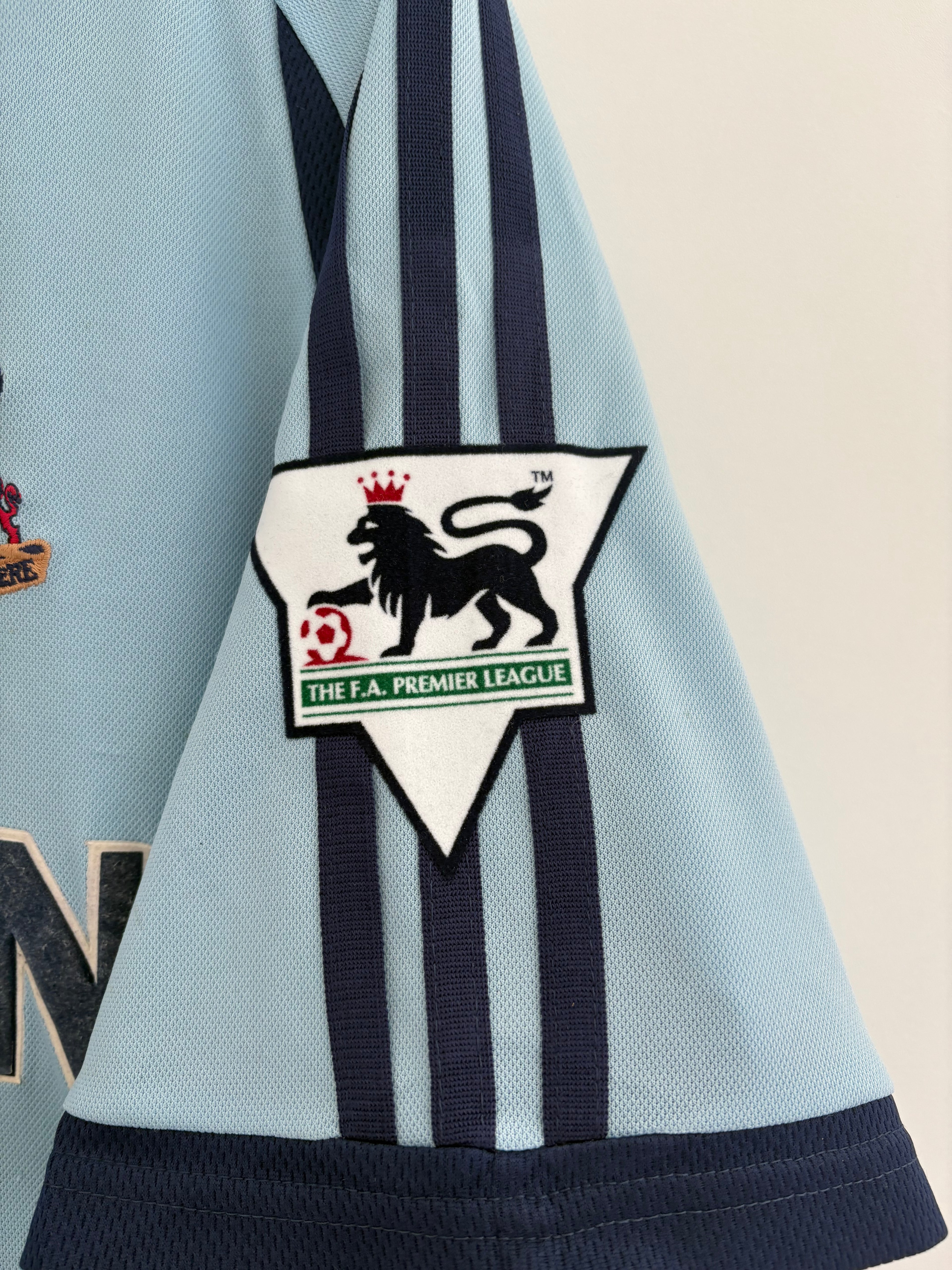 Tottenham 2001/02 Away Shirt - King 26 - Medium