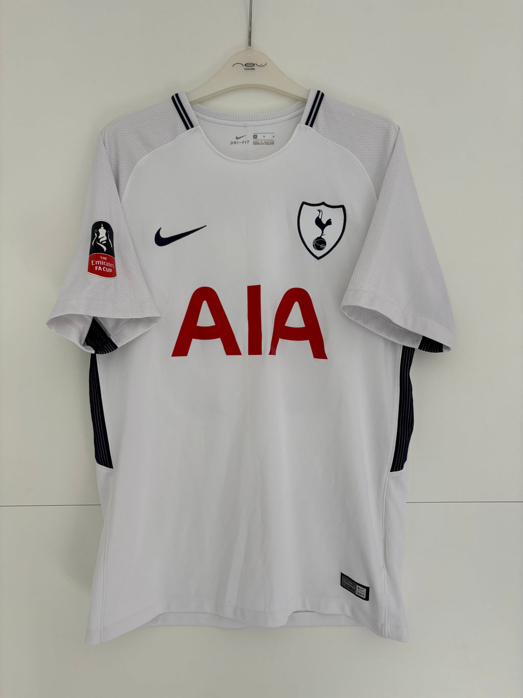 Tottenham 2017/18 Home Shirt - Winks 29 - Medium