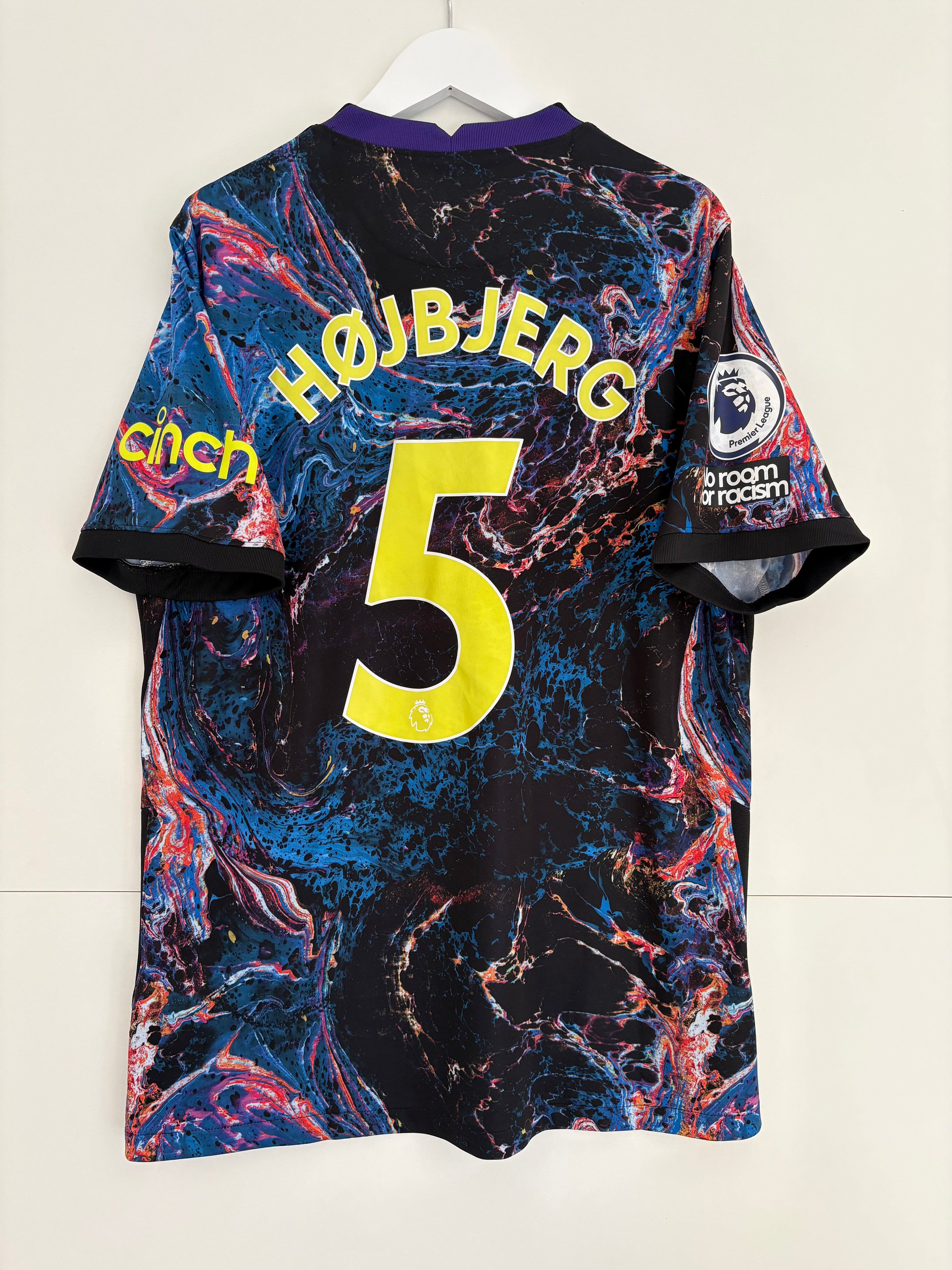 Tottenham 2021/22 Away Shirt - Hojbjerg 5 - Large
