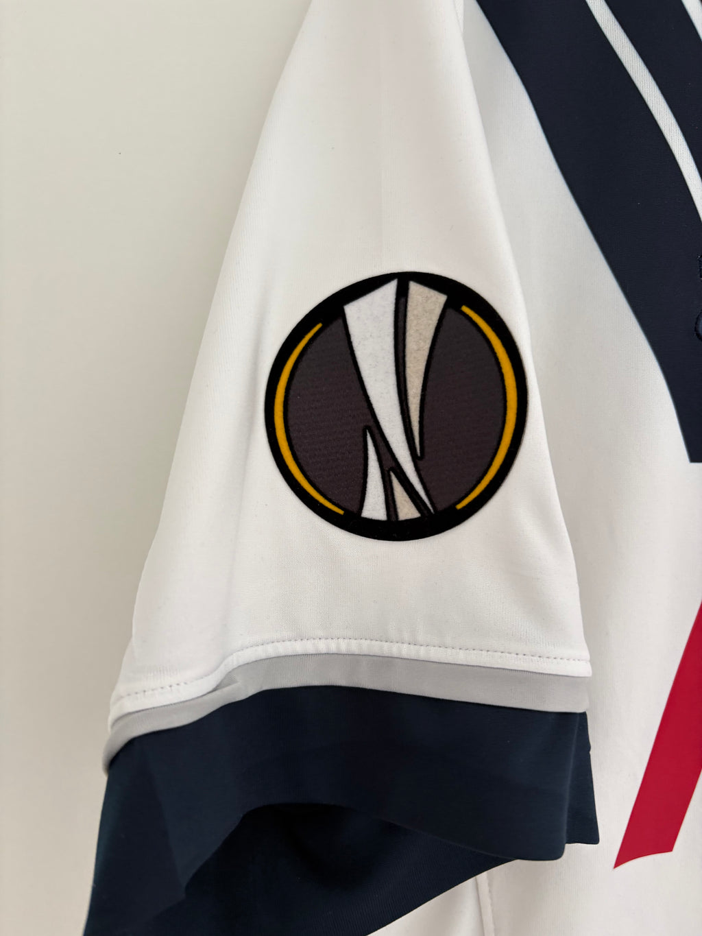 Tottenham 2015/16 Home Shirt - Alli 20 - Large