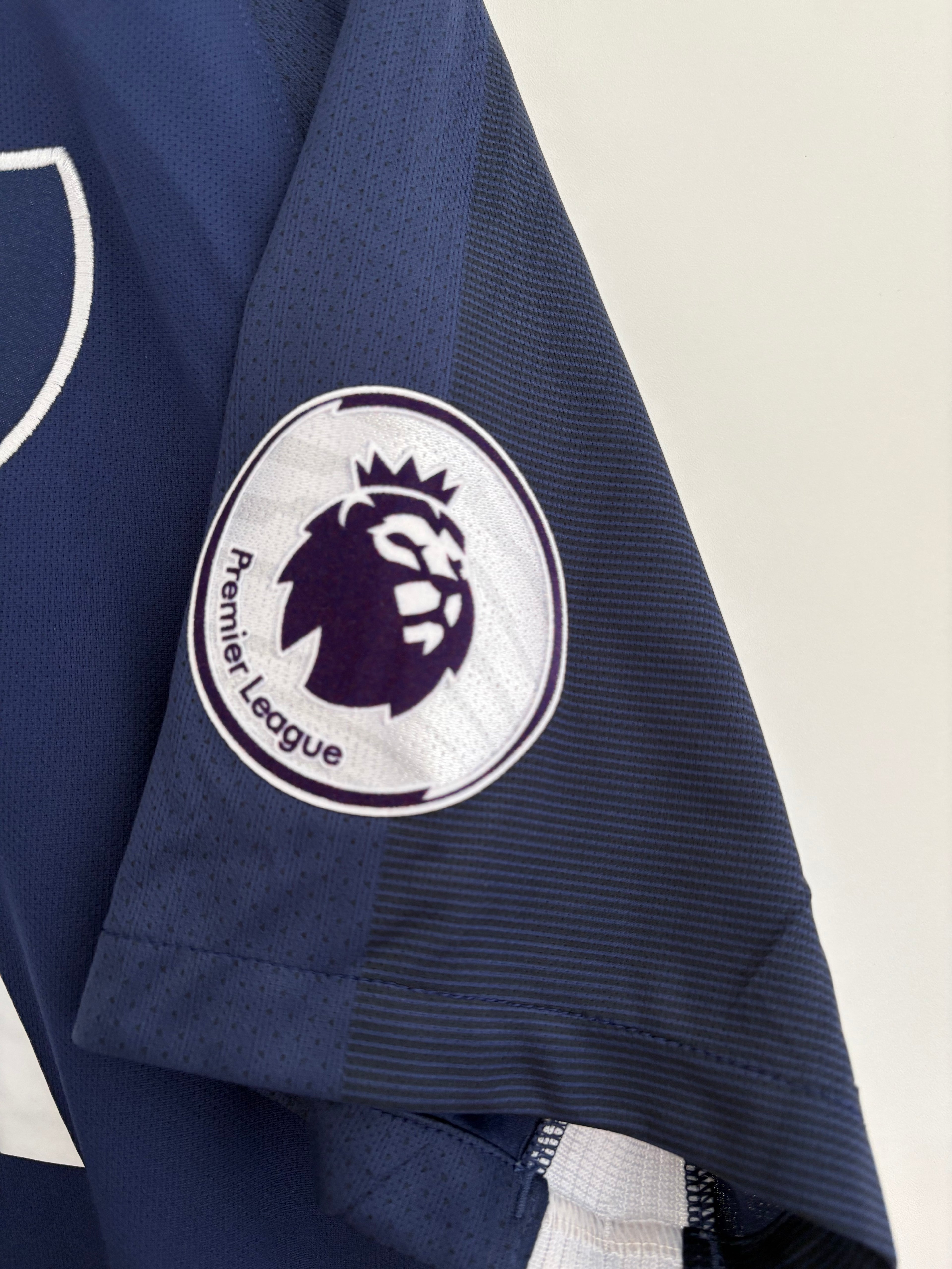 Tottenham 2017/18 Away Shirt - Dembélé 19 - Large