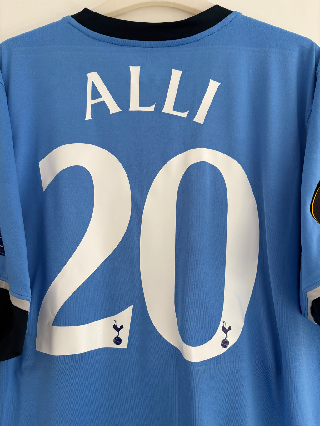 Tottenham 2015/16 Away Alli 20 Europa League Shirt - Large