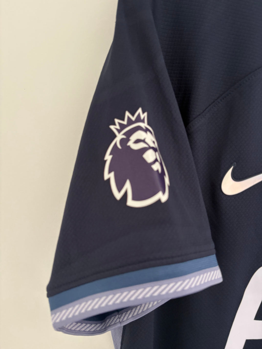 Tottenham 2023/24 Away Shirt - Son 7 - Medium