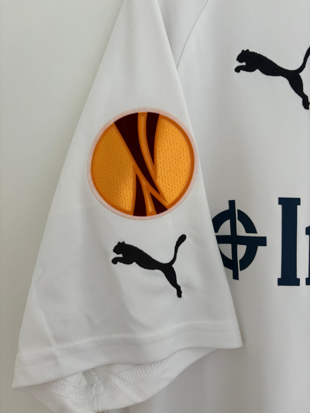Tottenham 2011/12 Home Shirt - Van der Vaart 11 - Medium