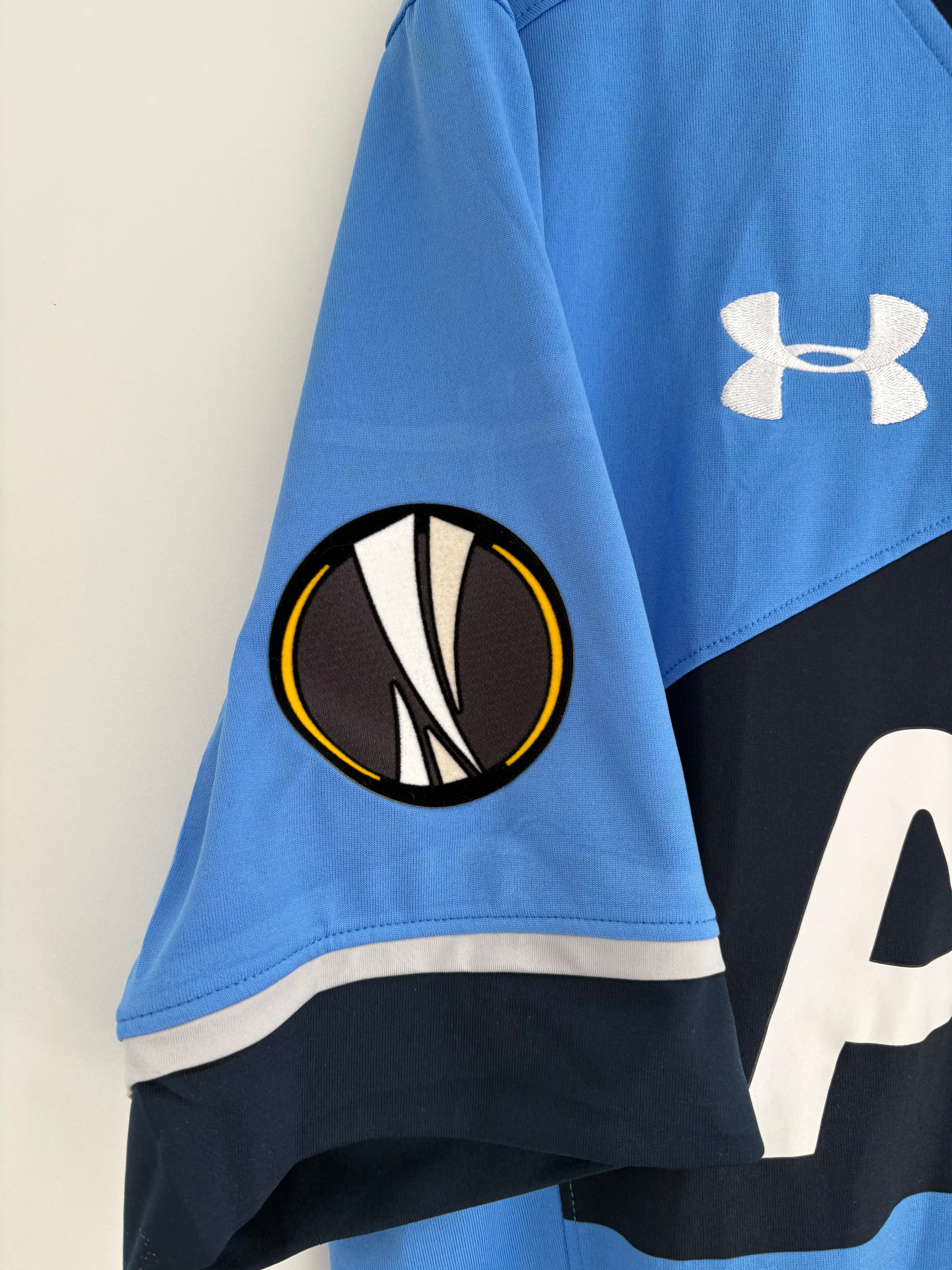 Tottenham 2015/16 Away Alli 20 Europa League Shirt - Large