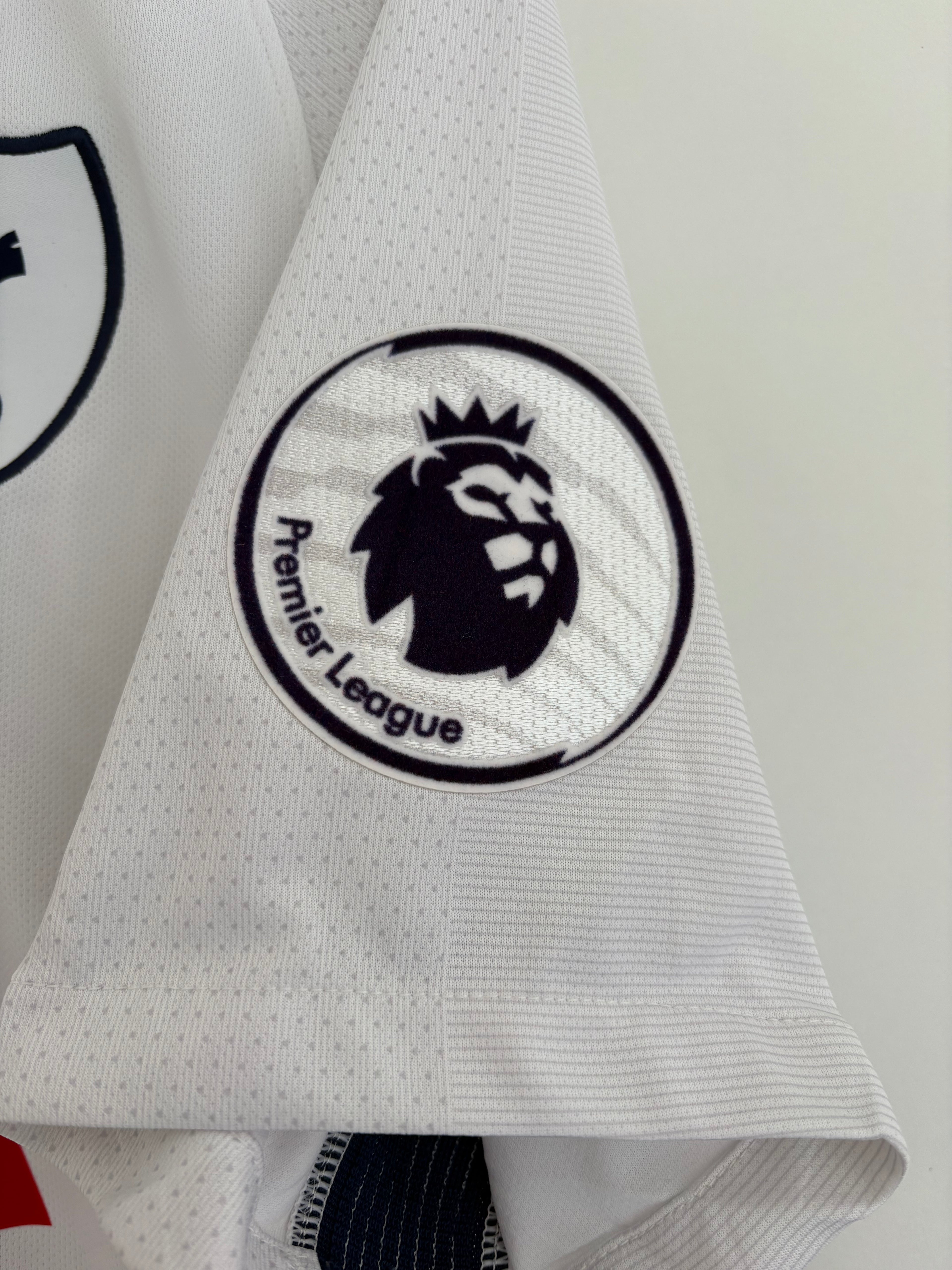 Tottenham 2017/18 Home Shirt - Kane 10 - Medium