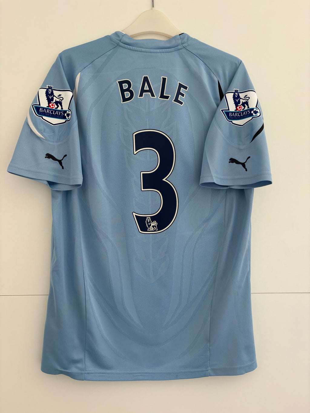 Tottenham 2010/11 Away Shirt - Bale 3 - Medium