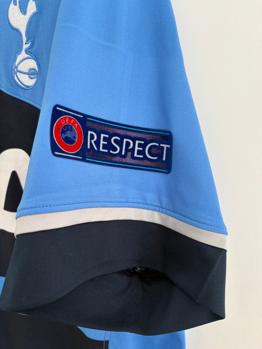 Tottenham 2015/16 Away Alli 20 Europa League Shirt - Large