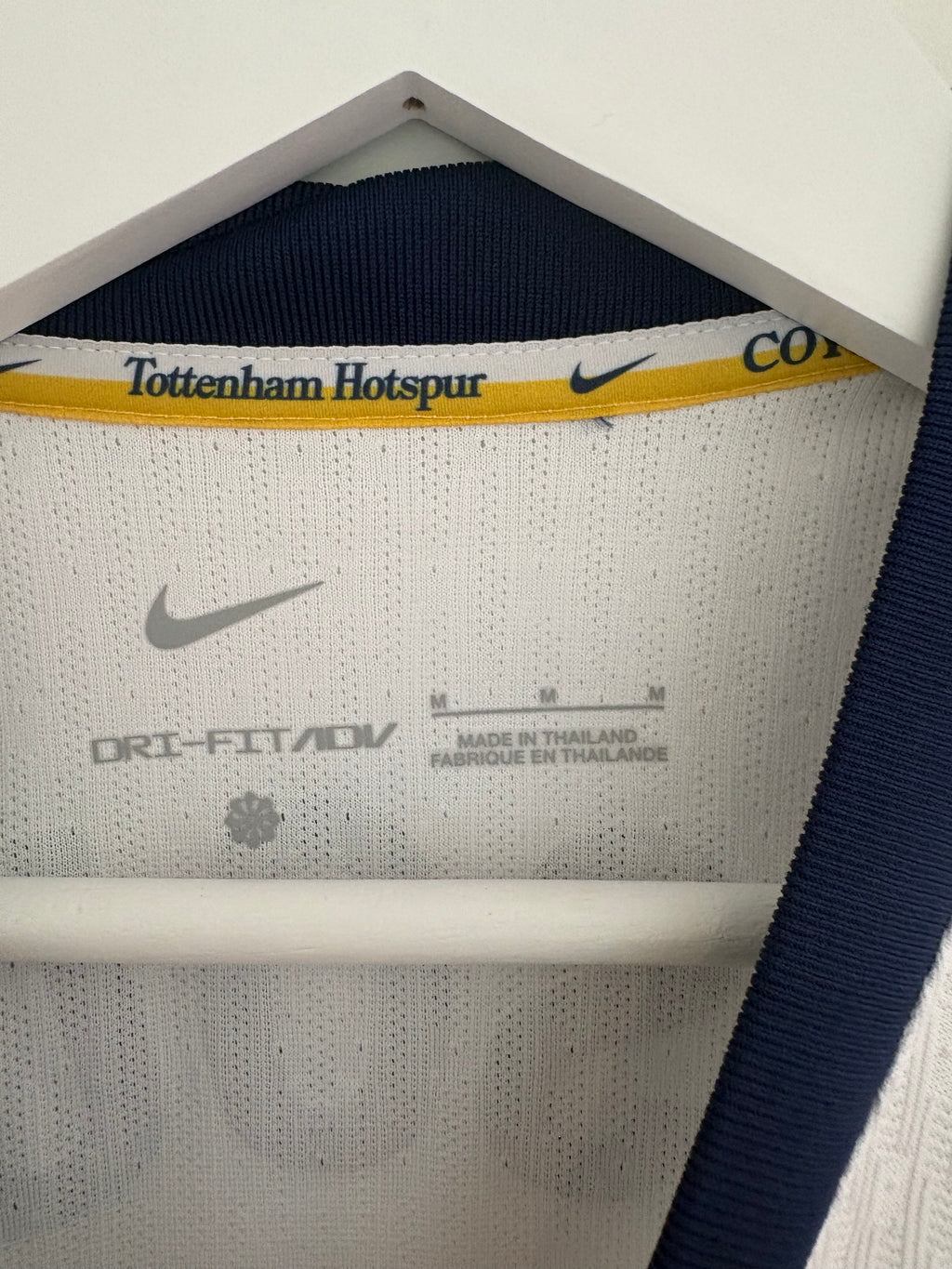 Tottenham 2024/25 player issue - Home Shirt - Bissouma 8 - Medium