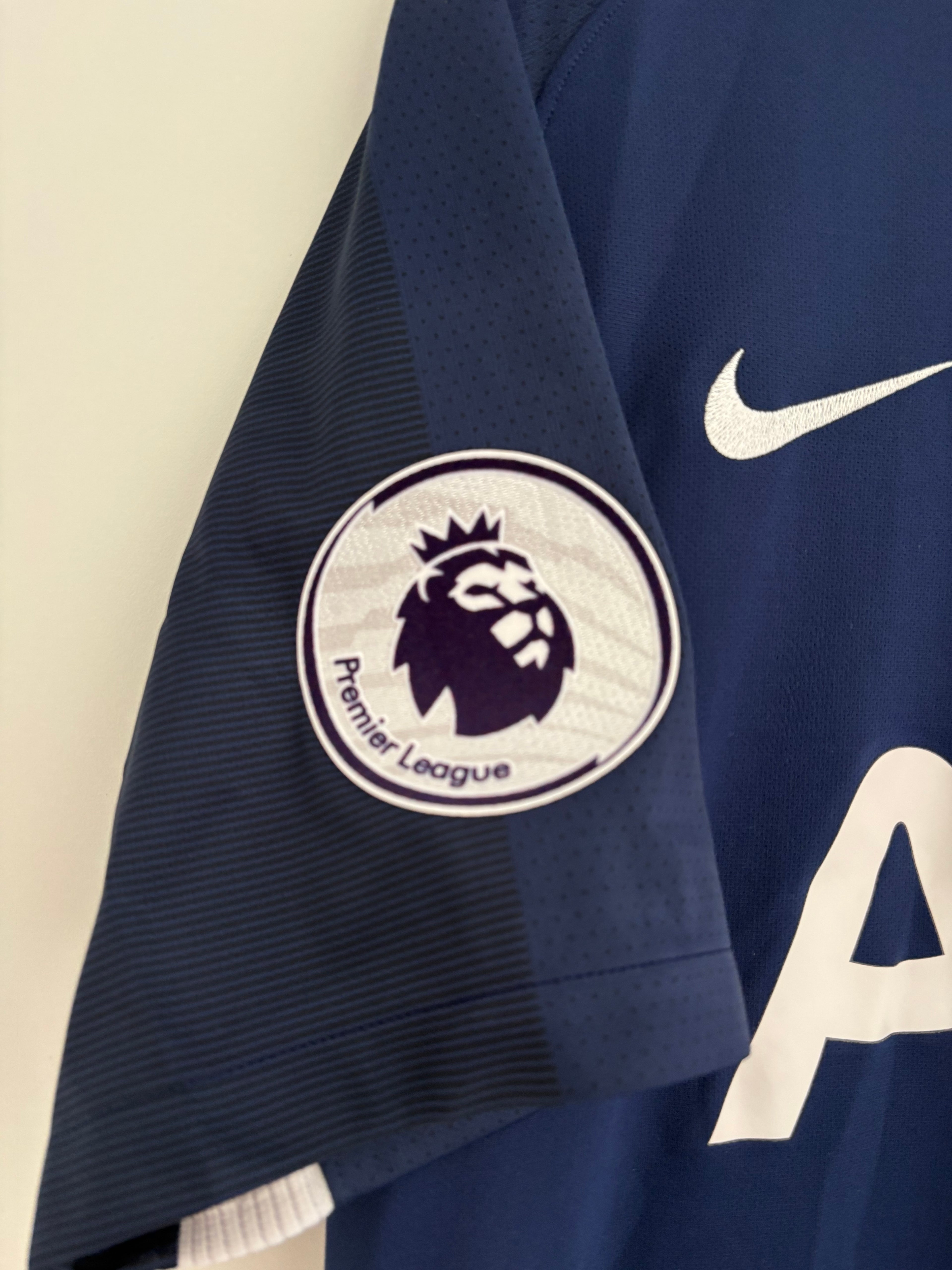 Tottenham 2017/18 Away Shirt - Dele 20 - Medium