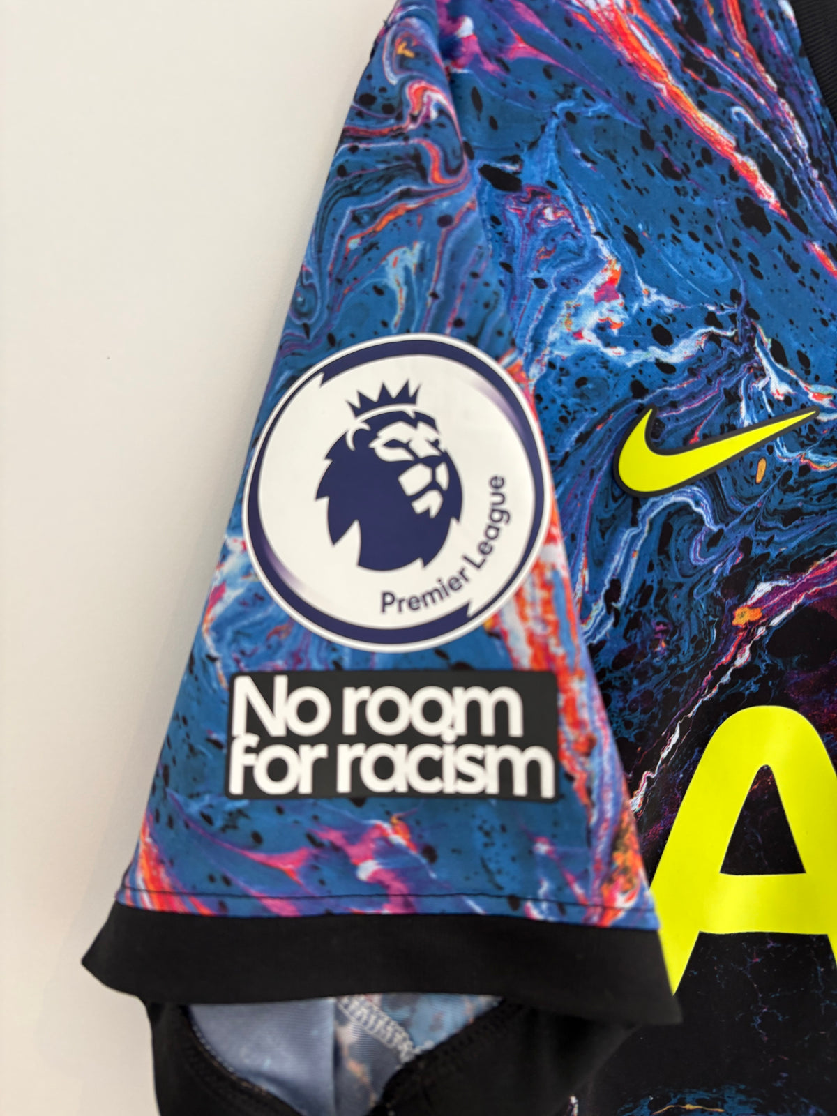 Tottenham 2021/22 Away Shirt - Kane 10 - Large