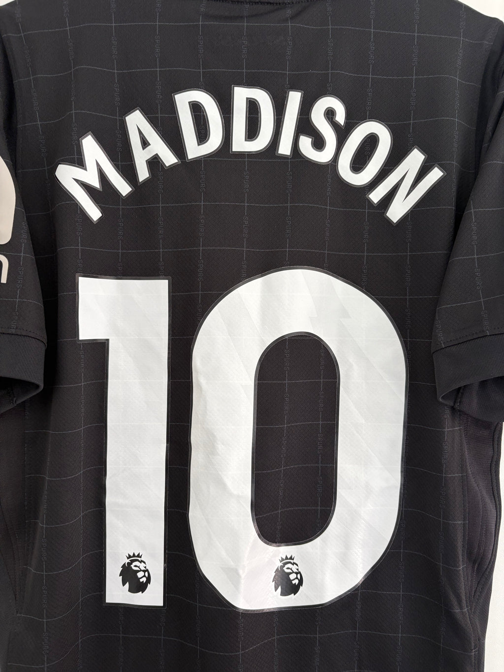 Tottenham 2025/26 Away Shirt - Maddison 10 - Small