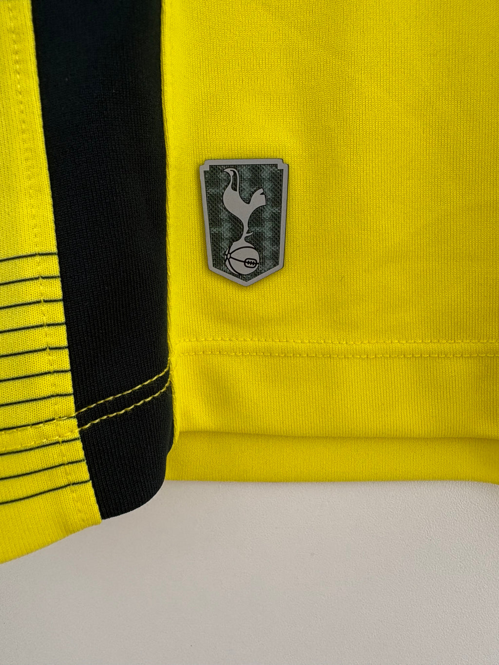 Tottenham 2014/15 Third Shirt - Dembélé 19 - Medium