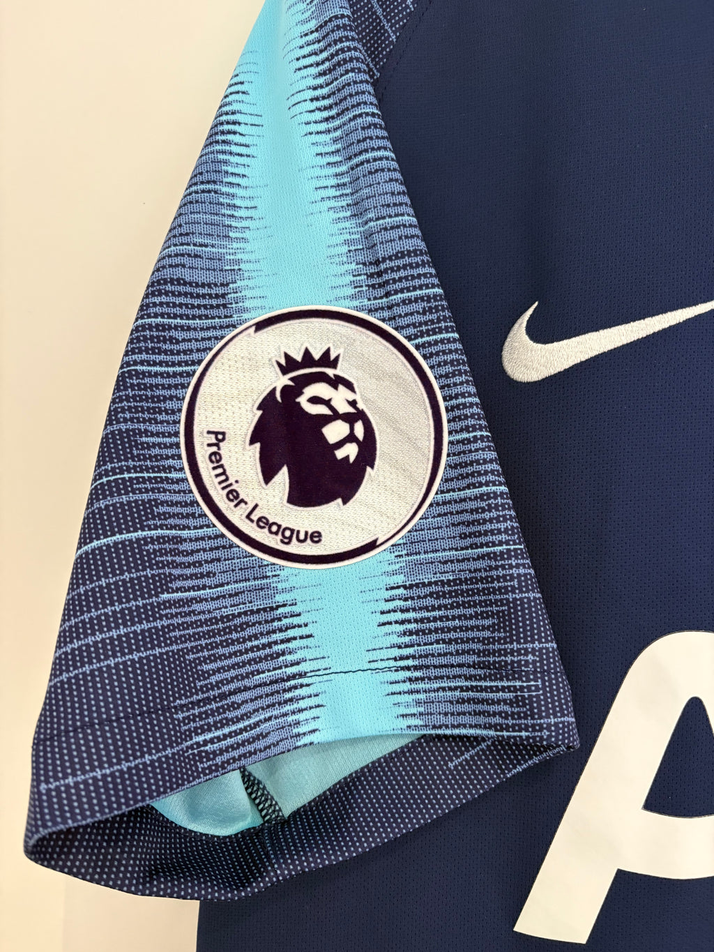 Tottenham 2018/19 Away Shirt - Lucas 27 - Large