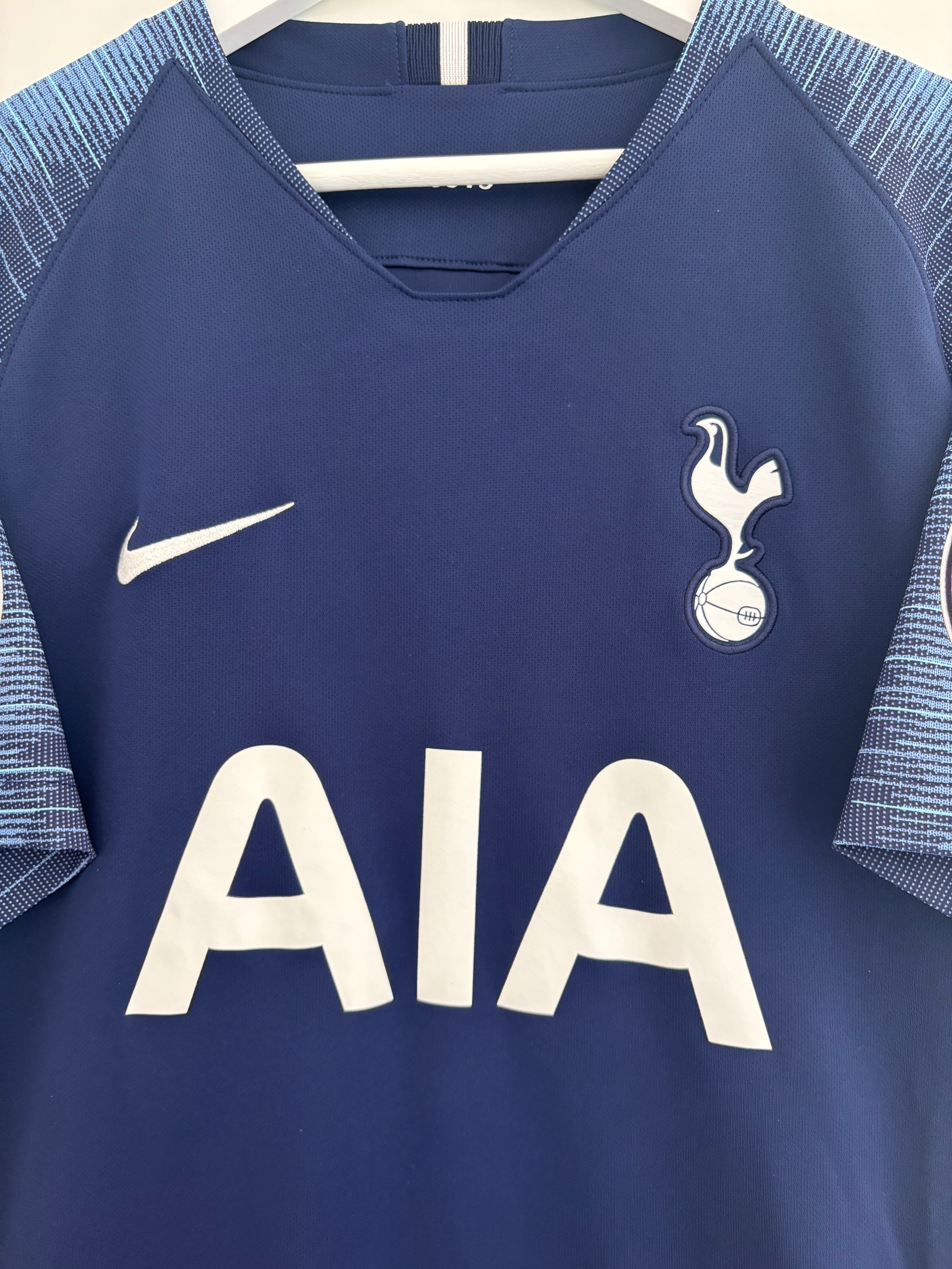 Tottenham 2018/19 Away Shirt - Alderweireld 4 - Medium