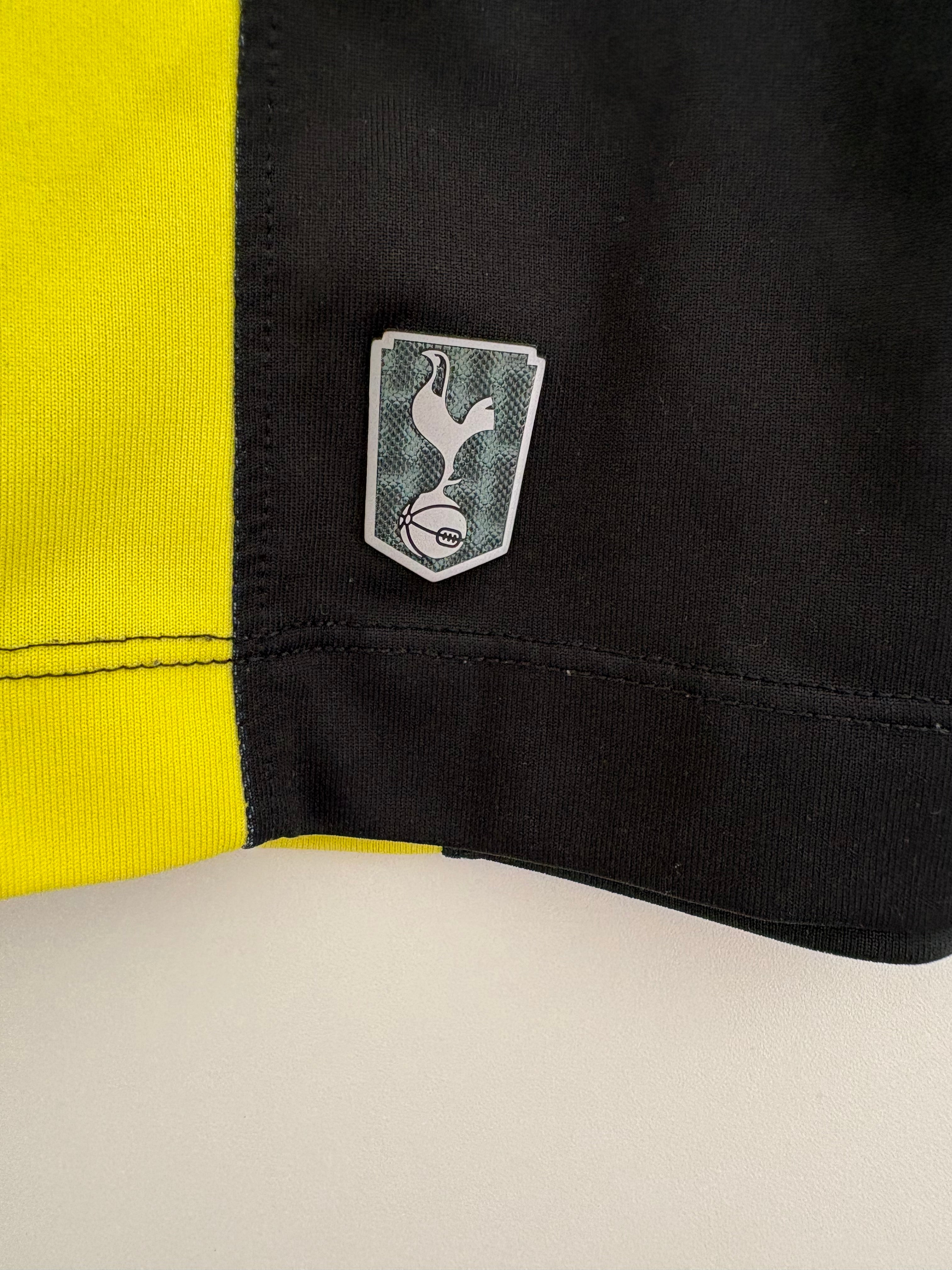 Tottenham 2014/15 Away Shirt - Paulinho 8 - Medium