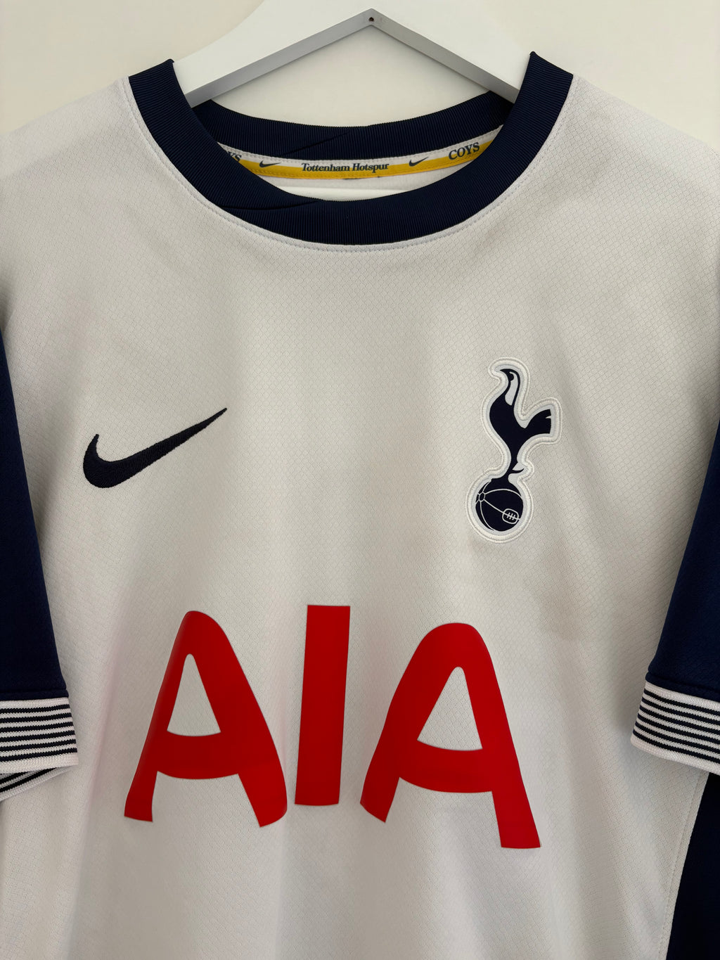 Tottenham 2024/25 Home Shirt - Solanke 19 - Medium