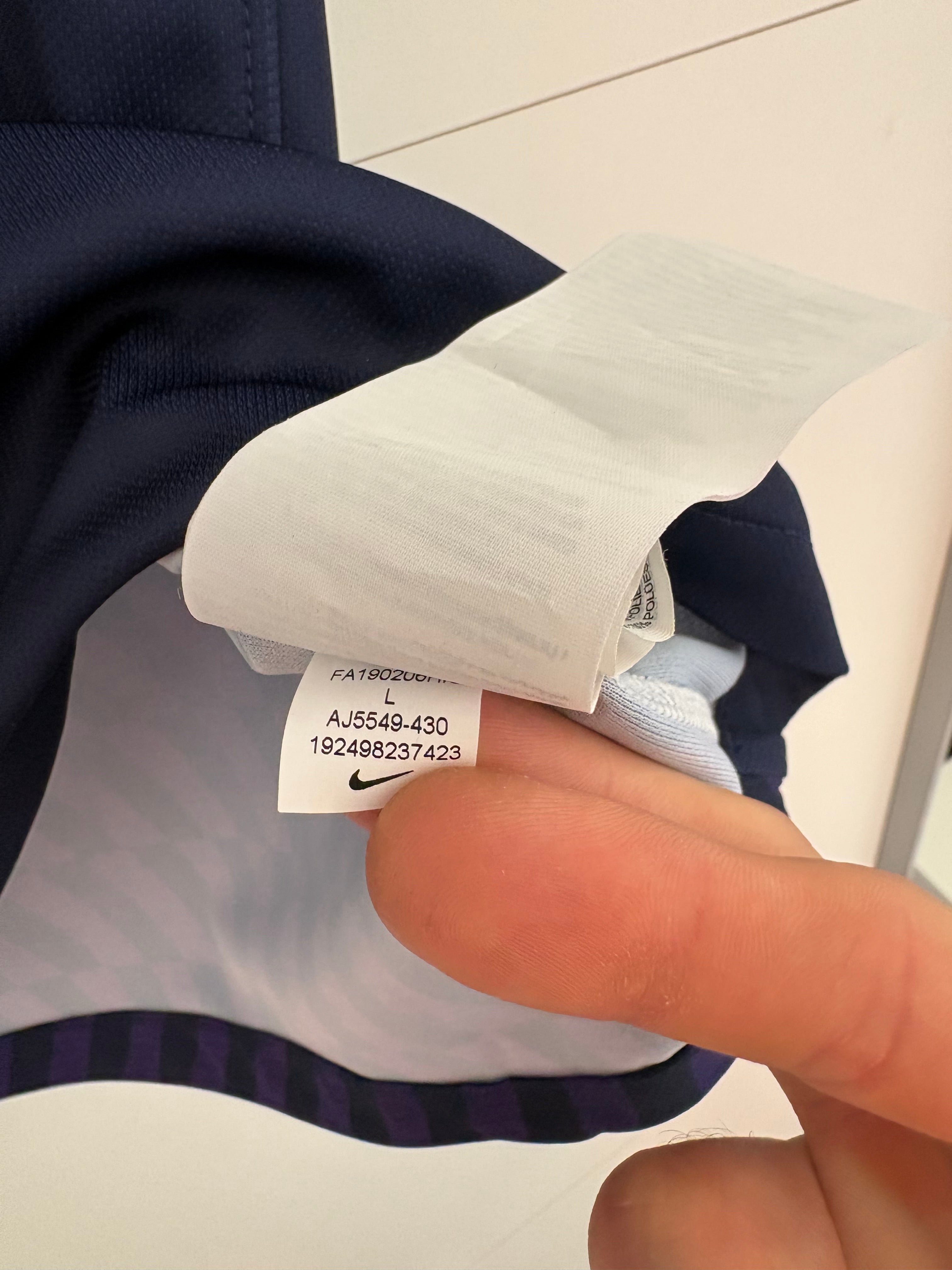 Tottenham 2019/20 Away Shirt - Dele 20 - Large