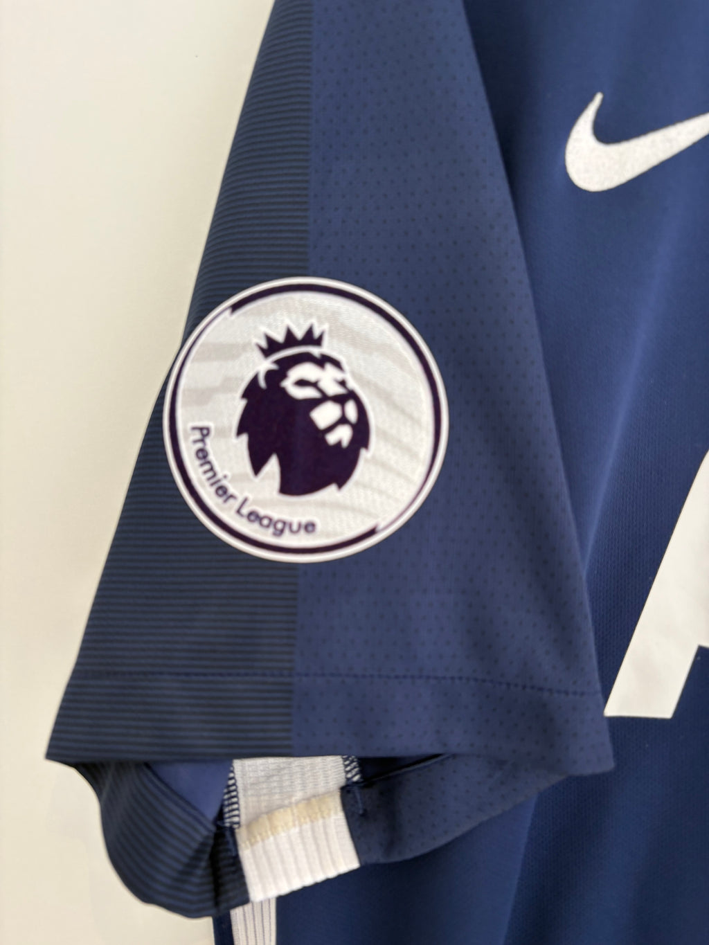 Tottenham 2017/18 Away Shirt - Eriksen 23 - XL