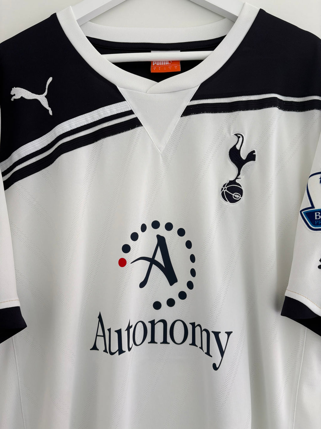 Tottenham 2010/11 Home Shirt - Modrić 14 - Large