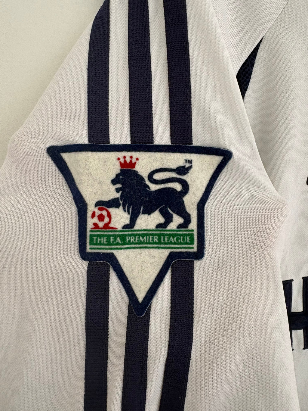 Tottenham 2001/02 Home Shirt - Poyet 14 - Medium