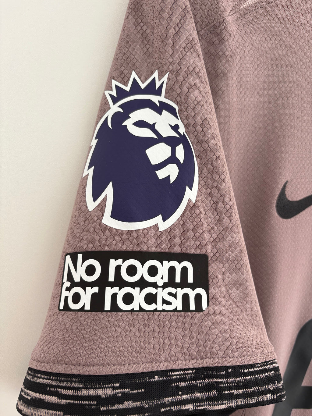 Tottenham 2023/24 Third Shirt - Van De Ven 37 - Small